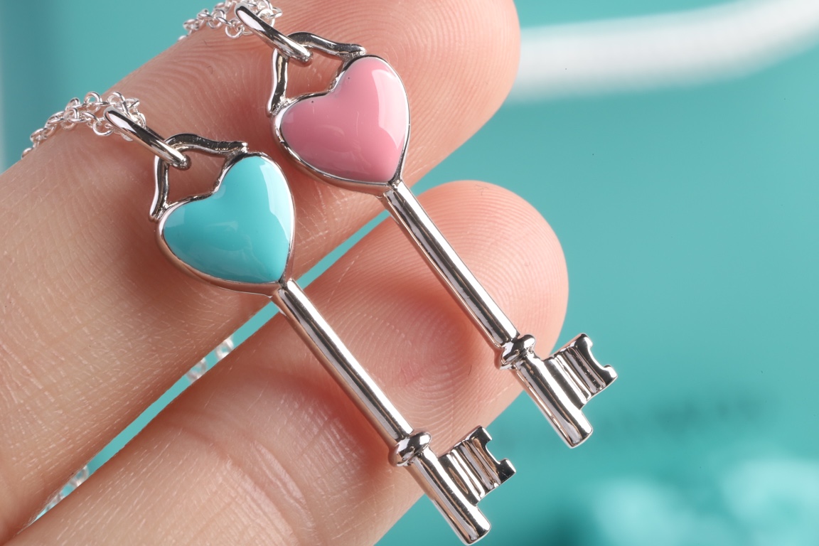 Tiffany & Co. Tiffany&Co.珐琅心形钥匙锁骨项链