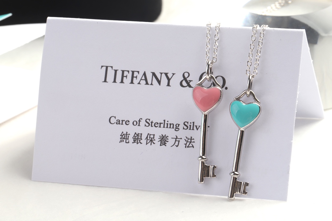 Tiffany & Co. Tiffany&Co.珐琅心形钥匙锁骨项链