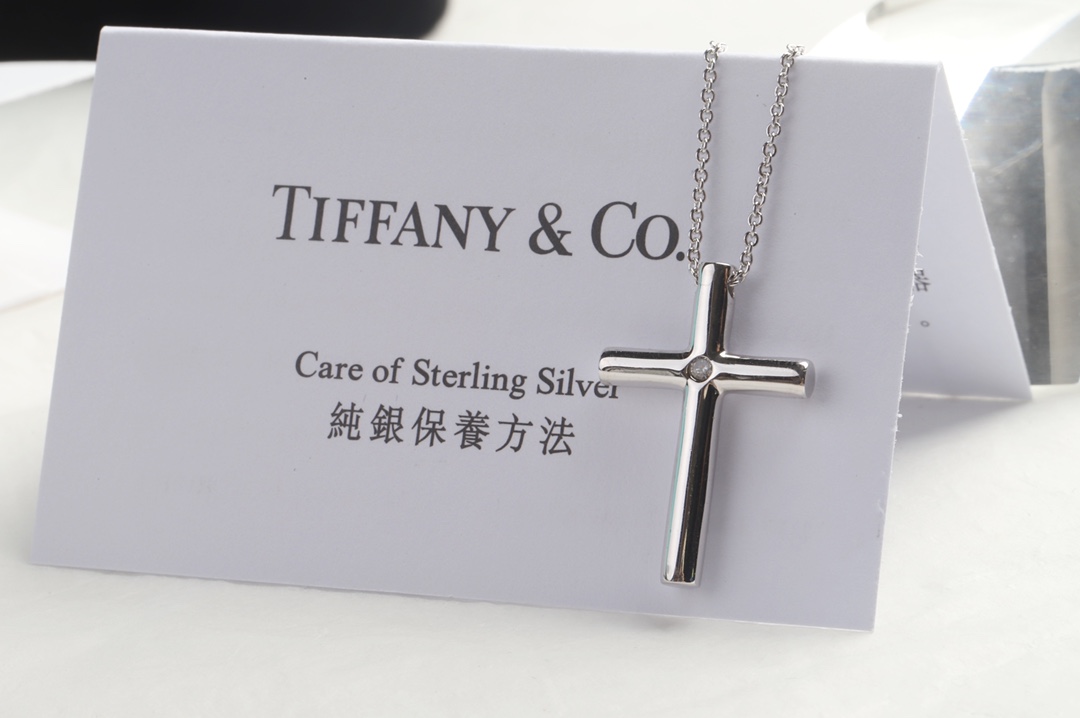 Tiffany & Co. Tiffany&Co. 纯银十字架锁骨项链