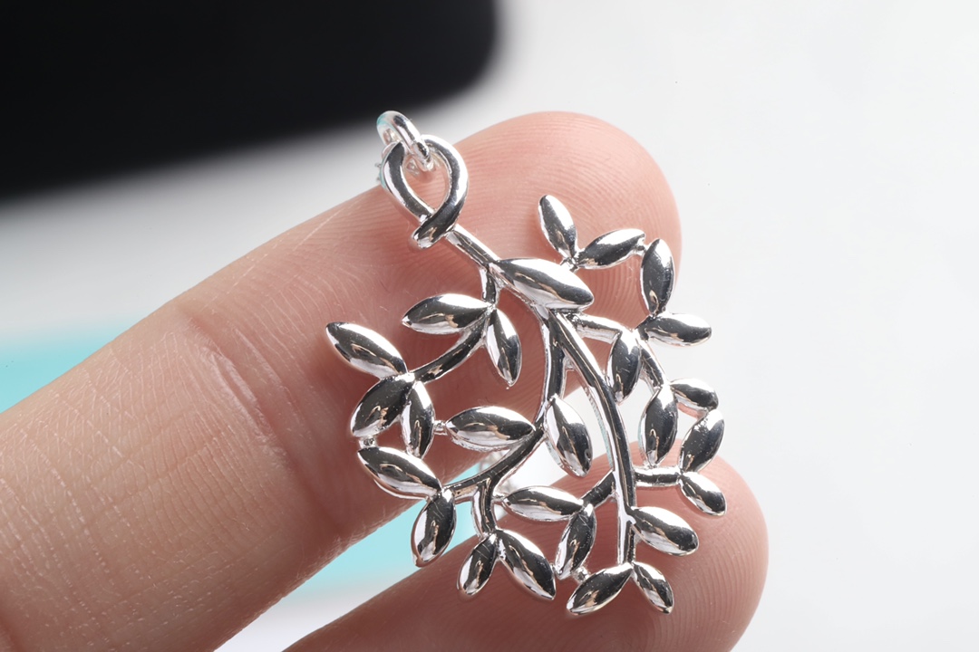 Tiffany & Co. Tiffany&Co.纯银 橄榄叶锁骨项链