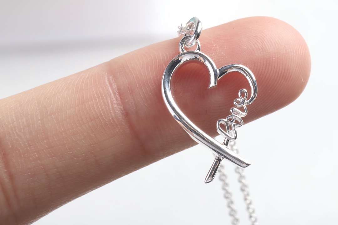 Tiffany & Co. Tiffany&Co. 纯银 爱心Love项链