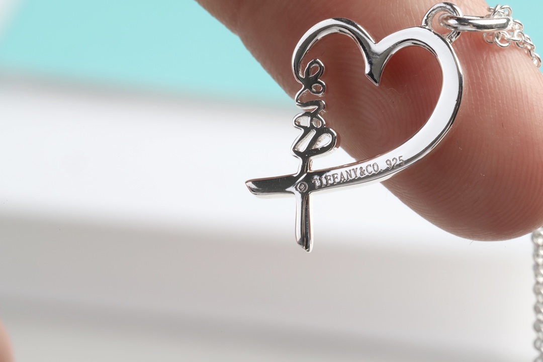 Tiffany & Co. Tiffany&Co. 纯银 爱心Love项链