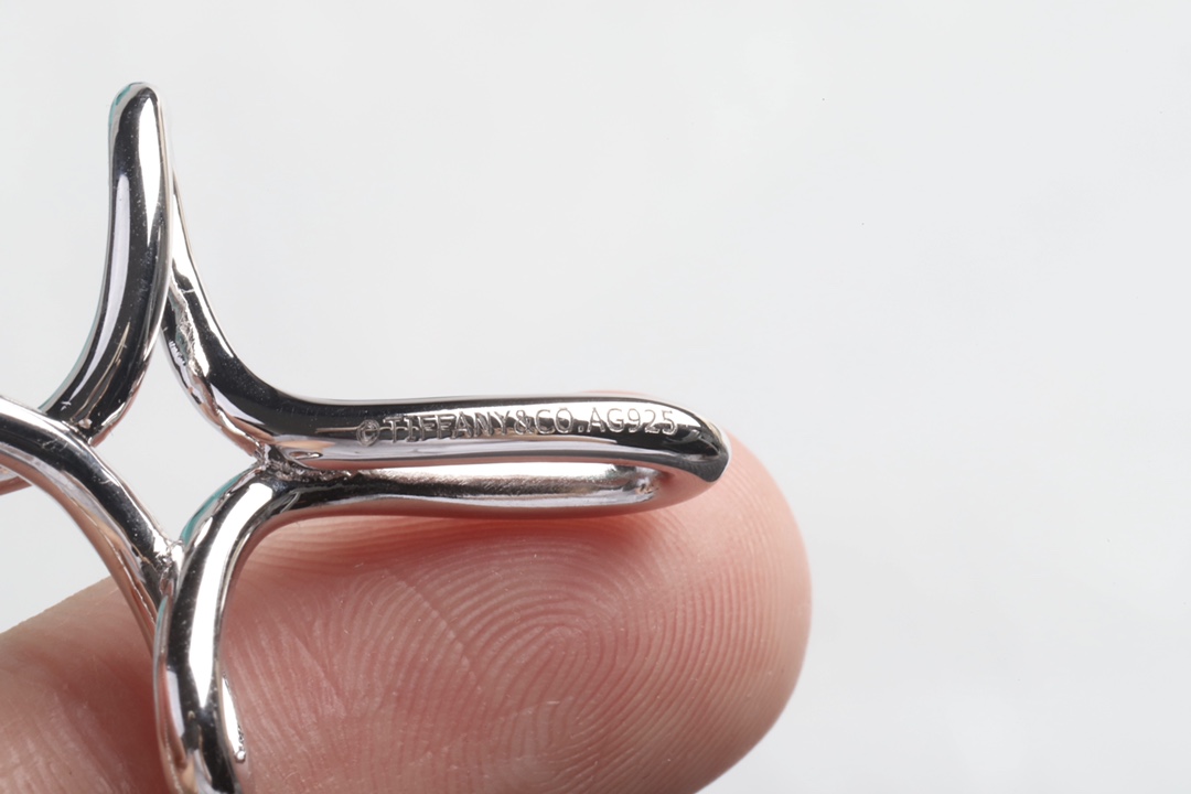 Tiffany & Co. Tiffany&Co. 纯银 十字架锁骨项链
