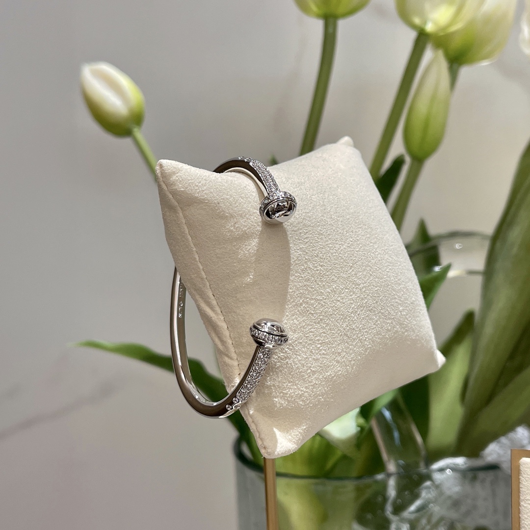 NO:631382,The last three days of New Year's special promotion, Cardia high-end jewelry19860909新年特惠活动最后三天,,卡迪亚高端饰品,Jewelry