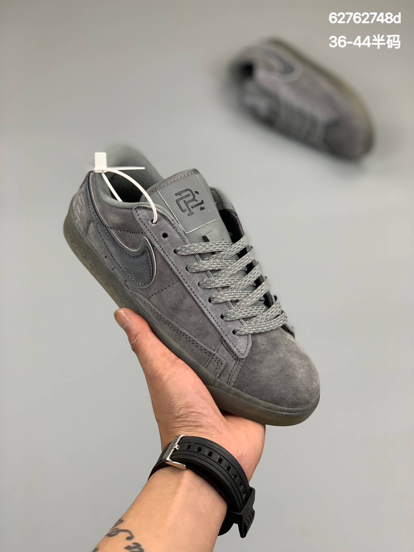 
耐克Nike Blazer Low PRM 开拓者卫冕冠军系列经低典帮百搭休闲运板动鞋。货号：454471 900
尺码：36 36.5 37.5 38 38.5 39 40 40.5 41 42 42.5 43 44
 编码：62762748d