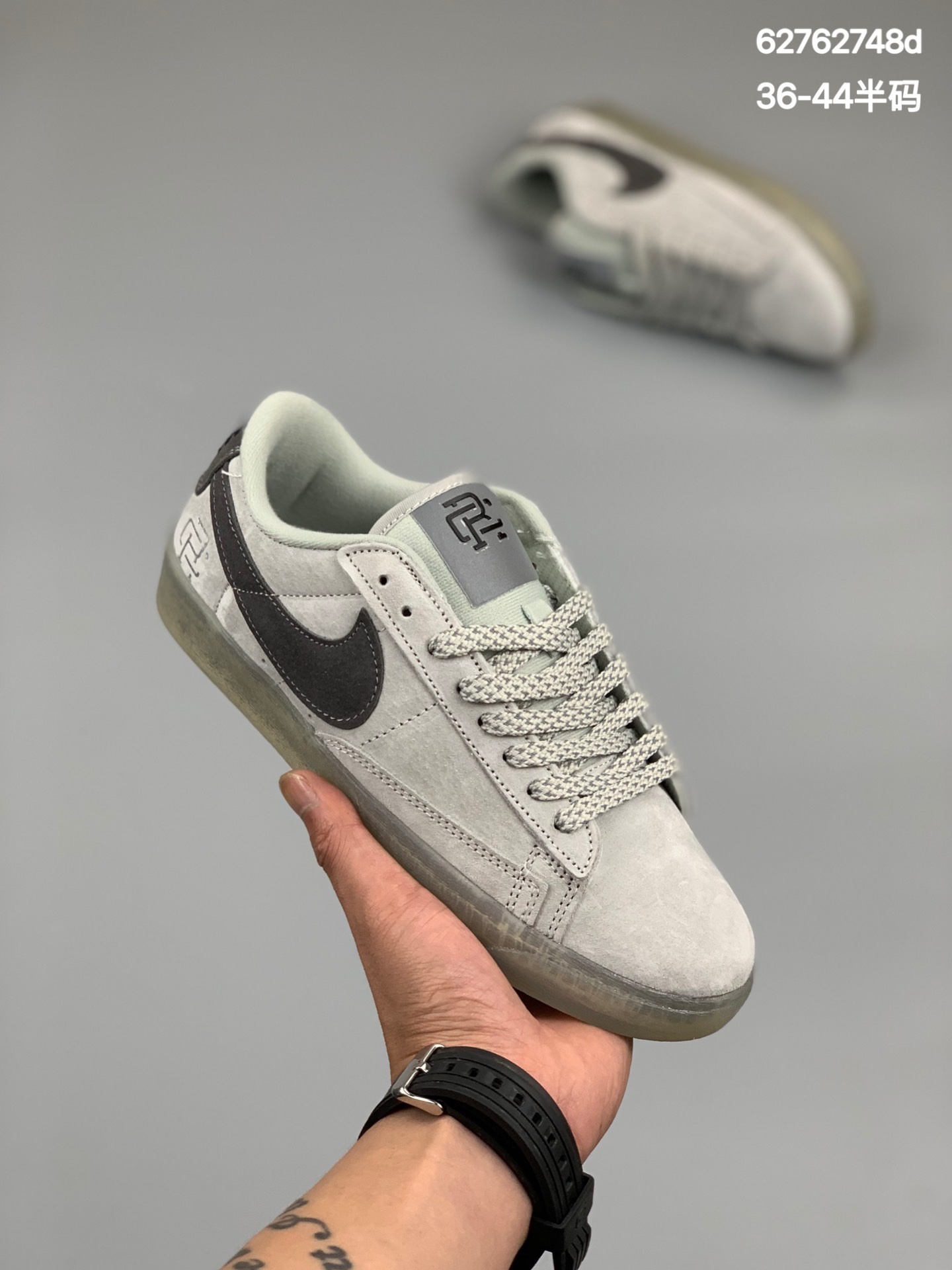 
耐克Nike Blazer Low PRM 开拓者卫冕冠军系列经低典帮百搭休闲运板动鞋。货号：454471 900
尺码：36 36.5 37.5 38 38.5 39 40 40.5 41 42 42.5 43 44
 编码：62762748d