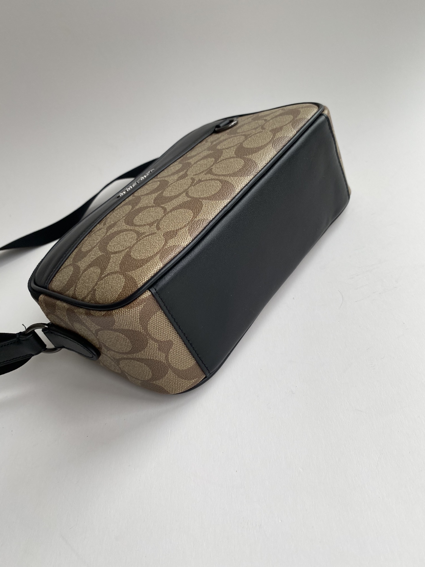 Coach ～纯原 COACH 蔻驰 C4149 最新奥莱款 款 男士单肩背斜挎包相机包
