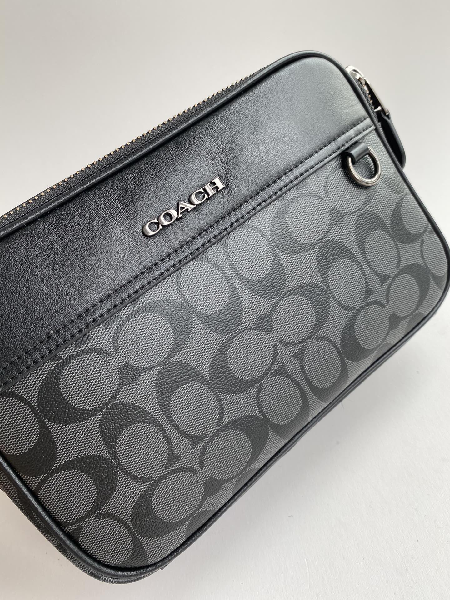 Coach ～纯原 COACH 蔻驰 C4149 最新奥莱款 款 男士单肩背斜挎包相机包