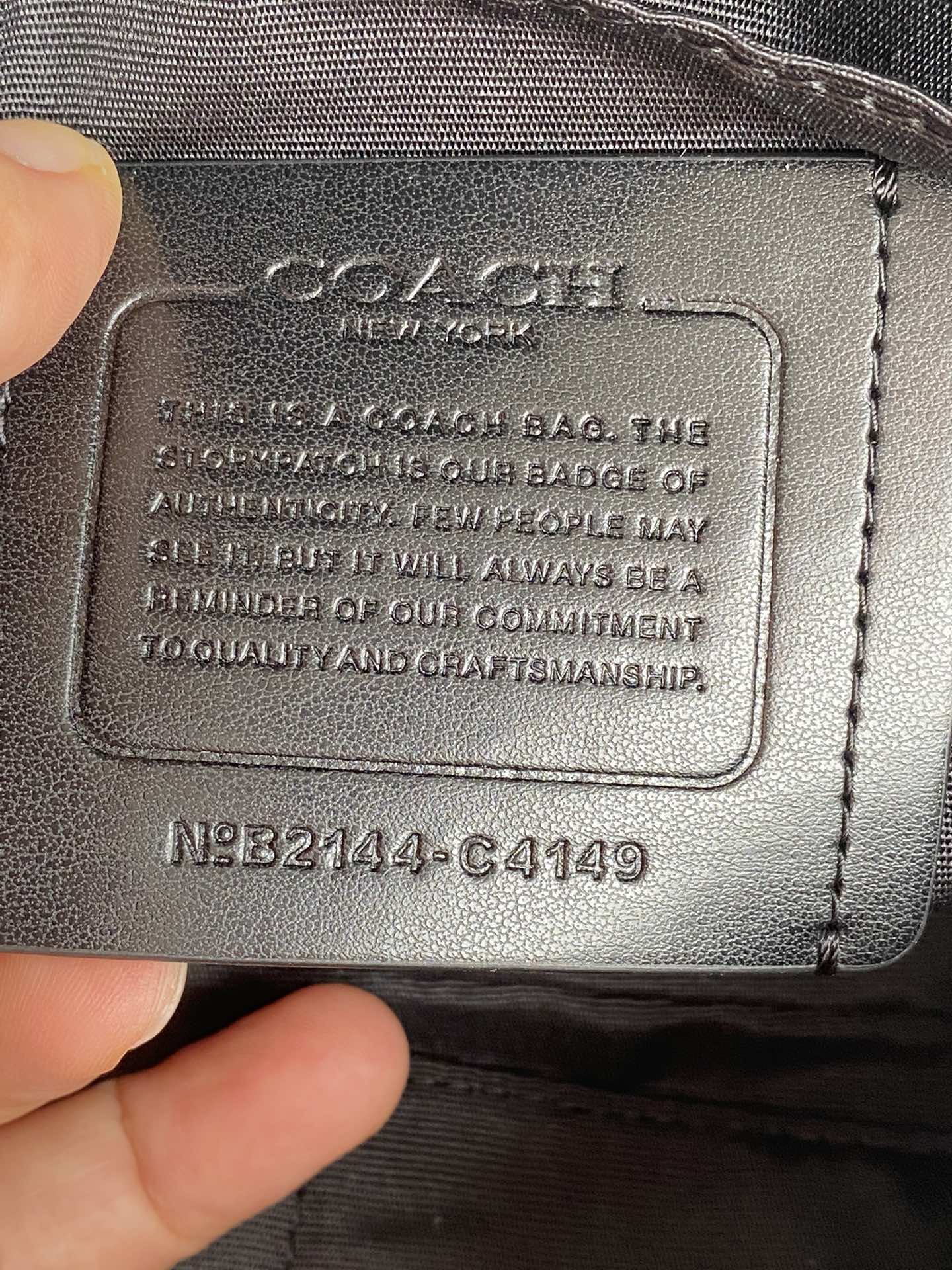 Coach ～纯原 COACH 蔻驰 C4149 最新奥莱款 款 男士单肩背斜挎包相机包