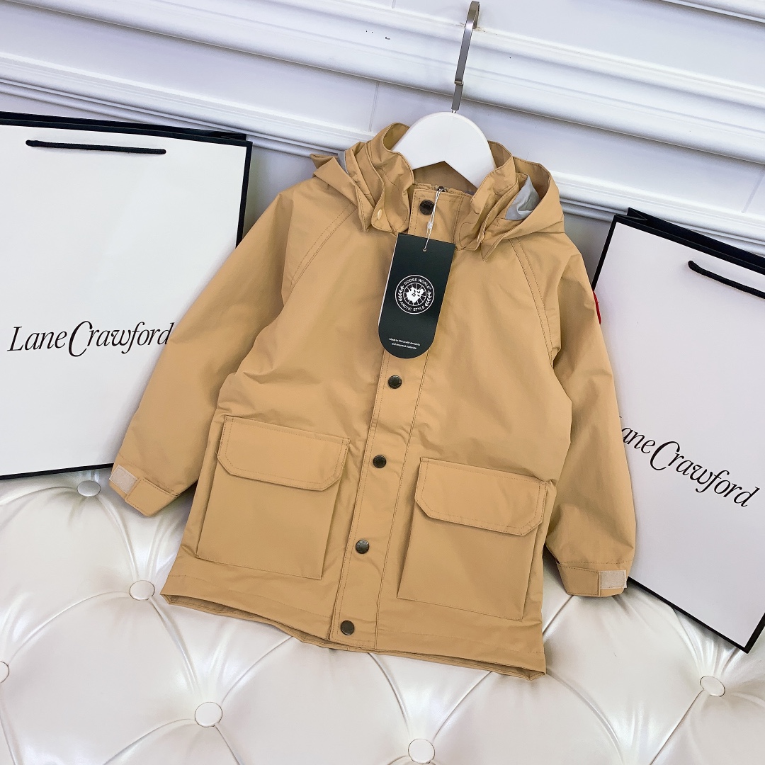 High-End Gift Bags: Goose Down, Waterproof Fabric, YKK Zippers, Unique Design.