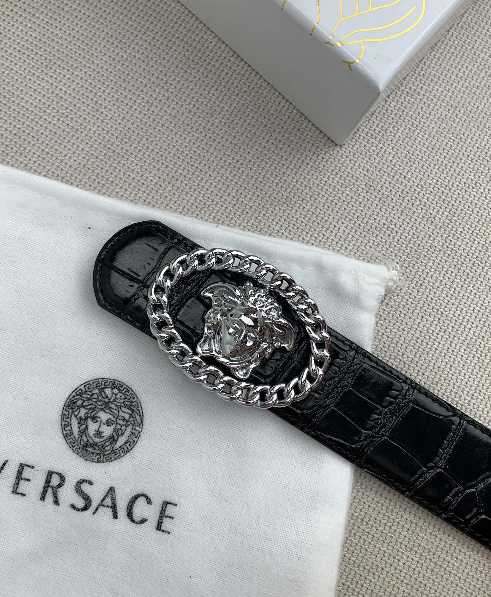 【范思哲】Versace 来自意大利知名的奢侈 范思哲专柜原版鳄鱼纹腰带