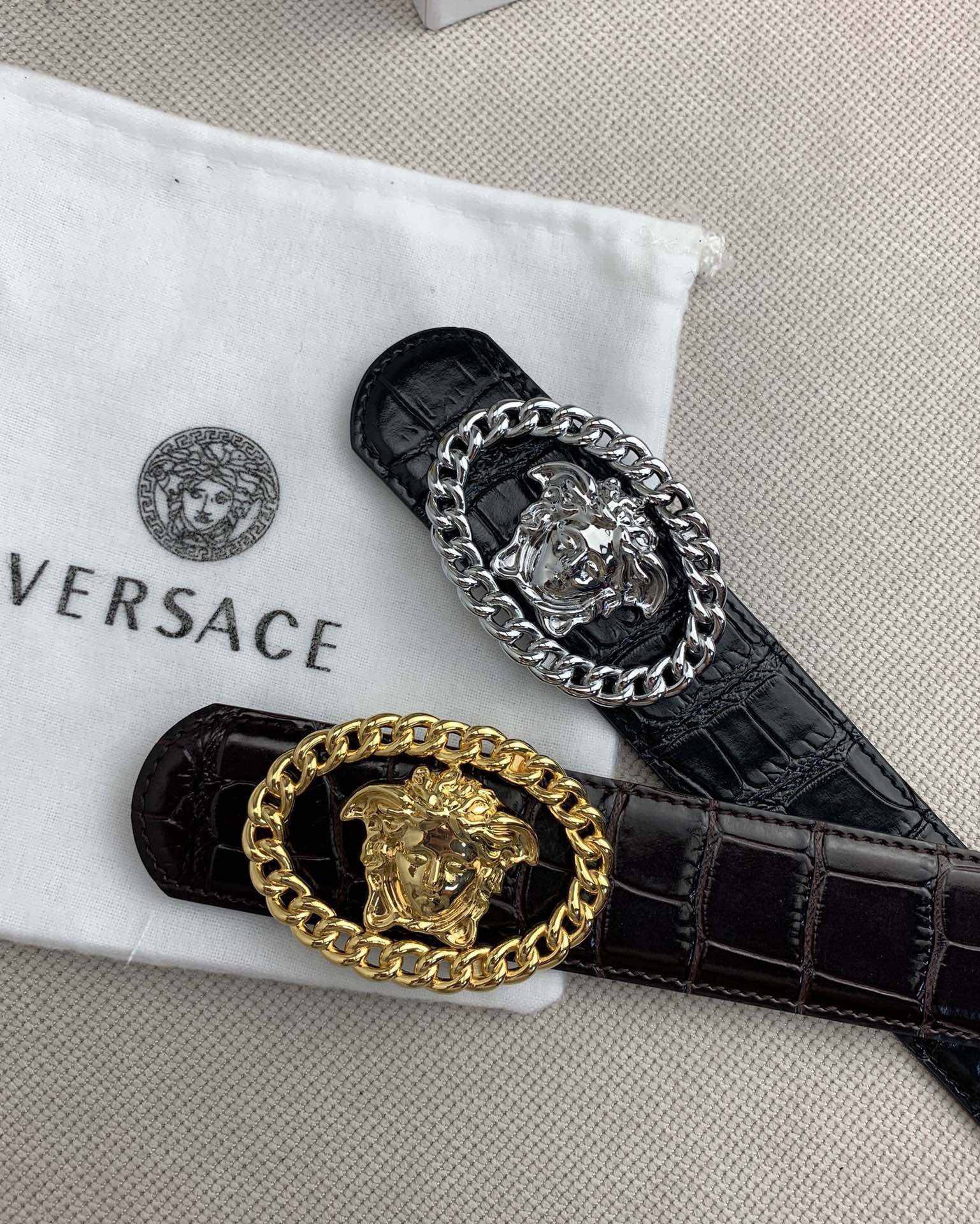 【范思哲】Versace 来自意大利知名的奢侈 范思哲专柜原版鳄鱼纹腰带