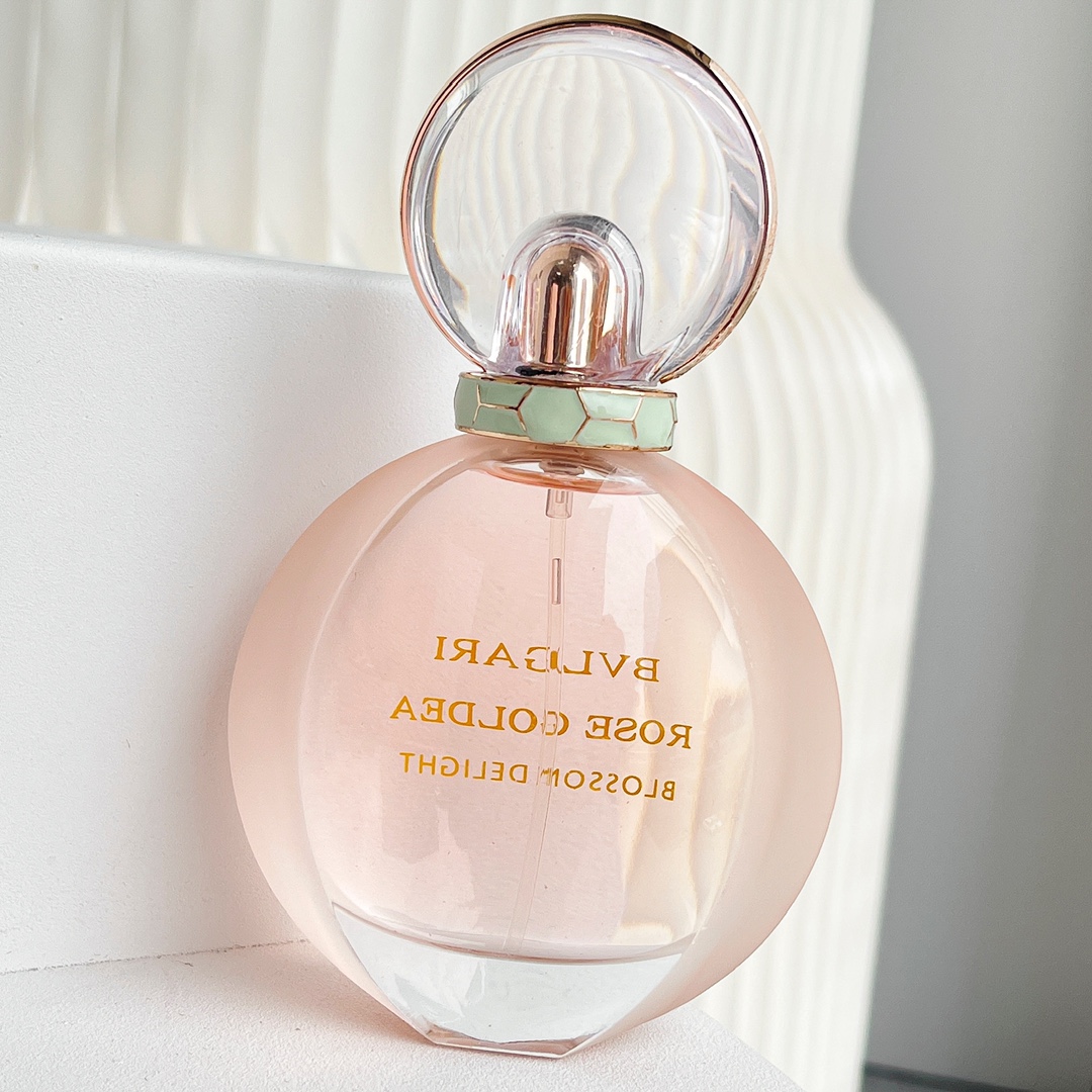 MiniCost Perfume 4