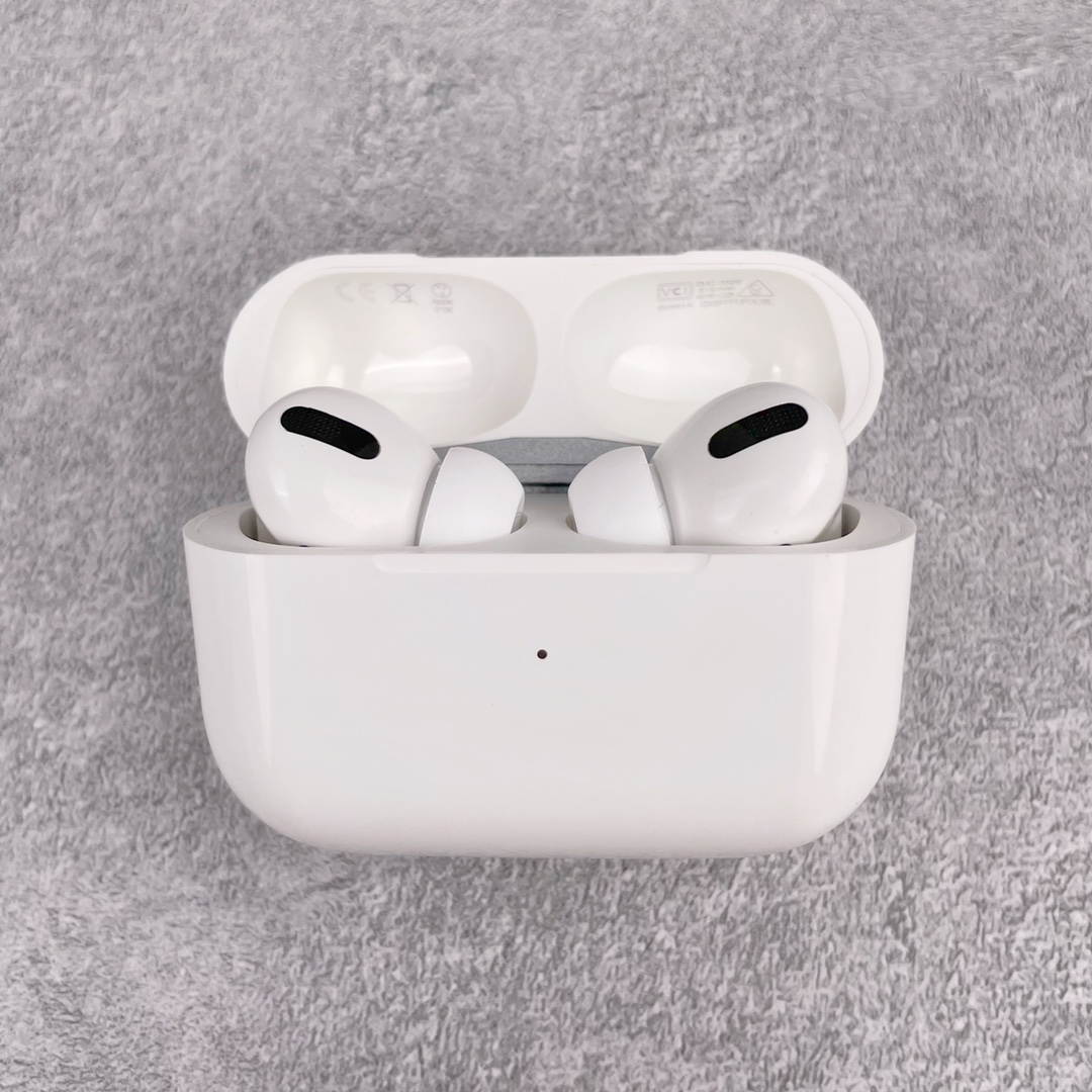 合作商实拍#
本地放💰190 利润自己加
ln毒版#苹果AirPodsPro三代耳机
原装代工厂壳料 外观细节跟正品没区别
独家高通3026芯片 稳定性同级别最稳
真实降噪通透模式 降噪效果达90% 接近原装
双麦降噪低音喇叭 低音效完美 音质小钢炮
可自定义修改名字 独家带GPS查找定位功能
按压感应耳柄 操作功能跟正品完全一致
配套四个原装带网耳塞 两种尺寸适配任何人群
升级电池 单次续航4-5小时 搭配充电仓可用一天!
赠送苹果无线充 保护壳 专柜小票 毒证书 专用小毒箱