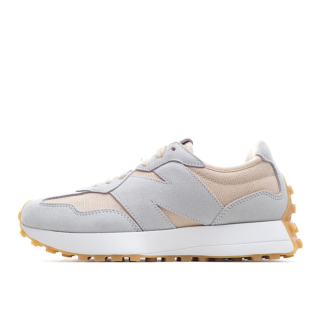 G5 纯原版本 New Balance NB327系列复古休闲运动慢跑鞋 环保系列原厂细翻毛 原数据档案结合二次高弾MD材料打造原版鞋底 鞋面由原厂特殊定制材料纹路细腻 多道序QC把关品质完善 细节完美 以更纯粹的复古风格设计打造的全新造型 侧身还以解构设计 将 N 字标志以做旧压花样式呈现 样式别具新意 而麂皮、冲孔皮革的塑造 则呈现出高级怀旧气质 也让鞋款在奢华时装风格与运动氛围之间达到了平衡