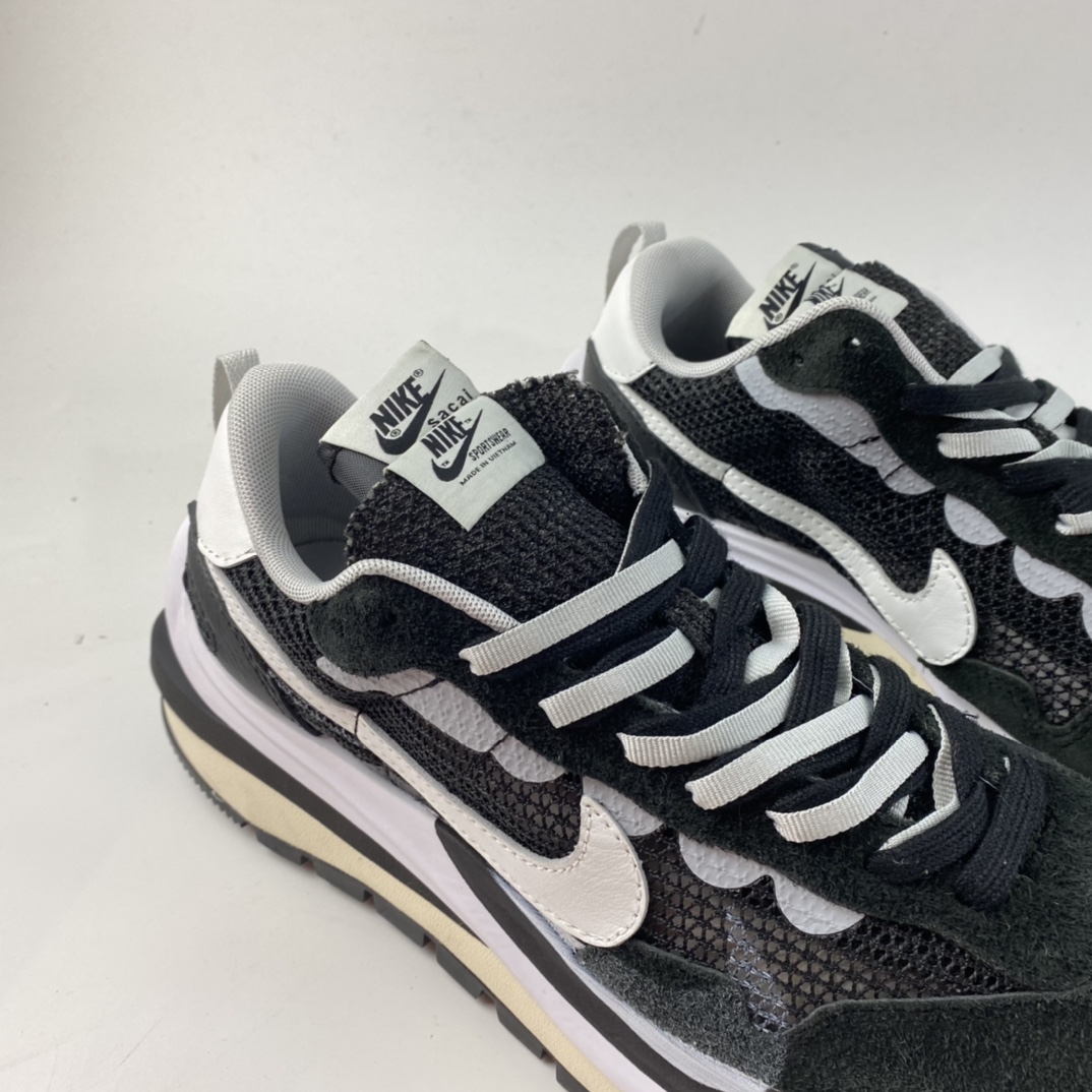 200 日式解构美学联名Sacai x Nike Pegasus Vaporfly SP 休闲慢跑鞋 CV1363-001