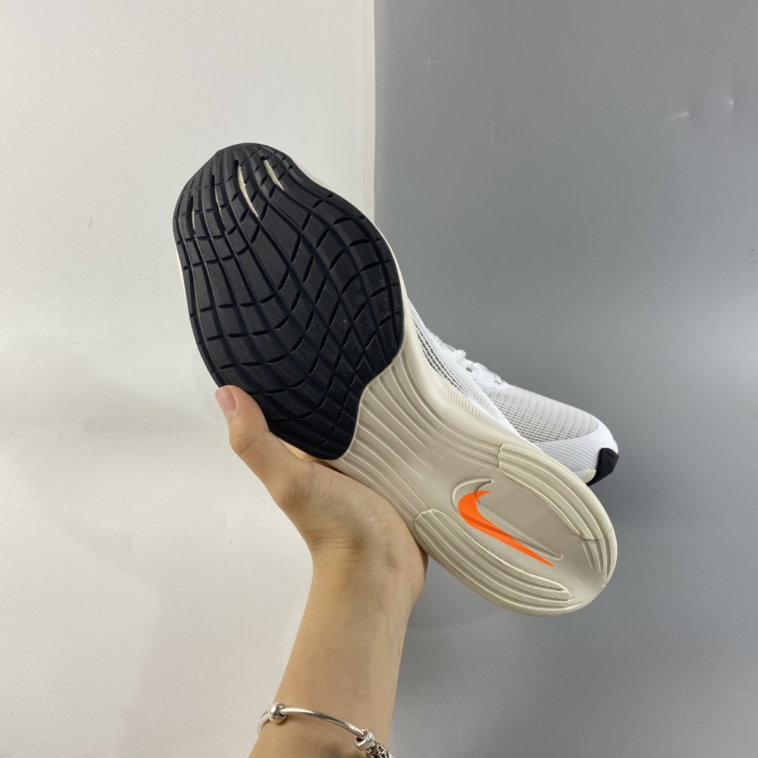 P180 Nk ZoomX Vaporfly NEXT% 2 马拉松泡棉缓震运动慢跑鞋 DH9276-100