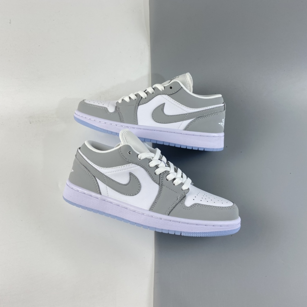 P200  Air Jordan 1 Low AJ1低帮时尚休闲板鞋 DC0774-105