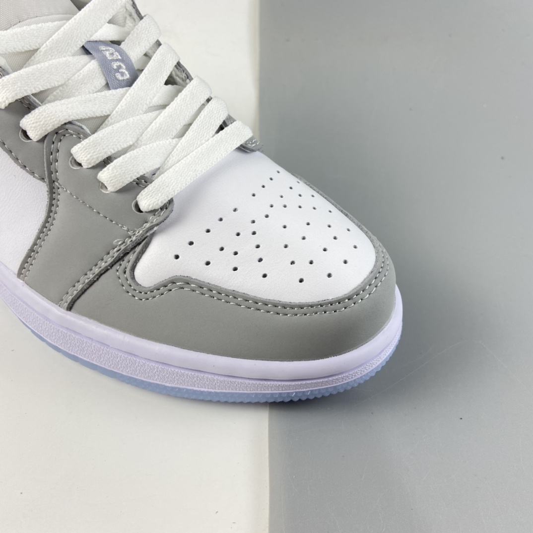 P200  Air Jordan 1 Low AJ1低帮时尚休闲板鞋 DC0774-105