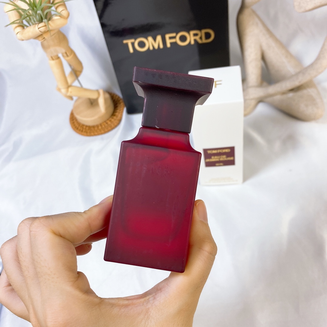 Tom Ford Eau de Jasmin Rouge EDT 50ml - Floral Fragrance for Women 5 i1624948067 3033 3