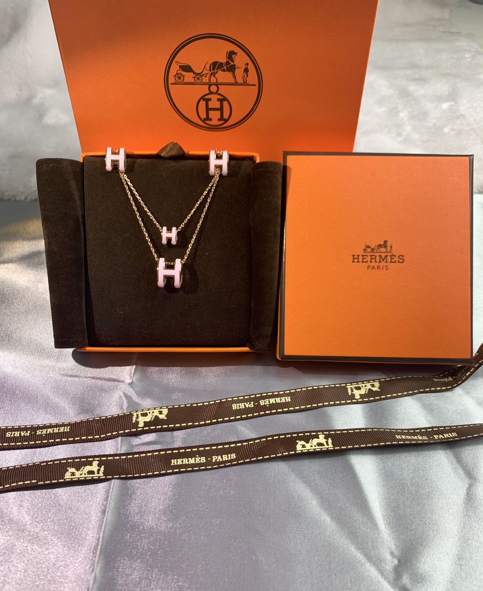 NO:101139,p95 necklace earrings Hermes counter version 1:1, light pink rose gold necklace, earrings set, Hermes earrings Hermes necklace, hermes, necklace19860909p95项链耳钉爱马仕专柜版本1:1,浅粉色玫瑰金项链,耳钉套装,爱马仕耳钉爱马仕项链,hermes,necklace,Jewelry