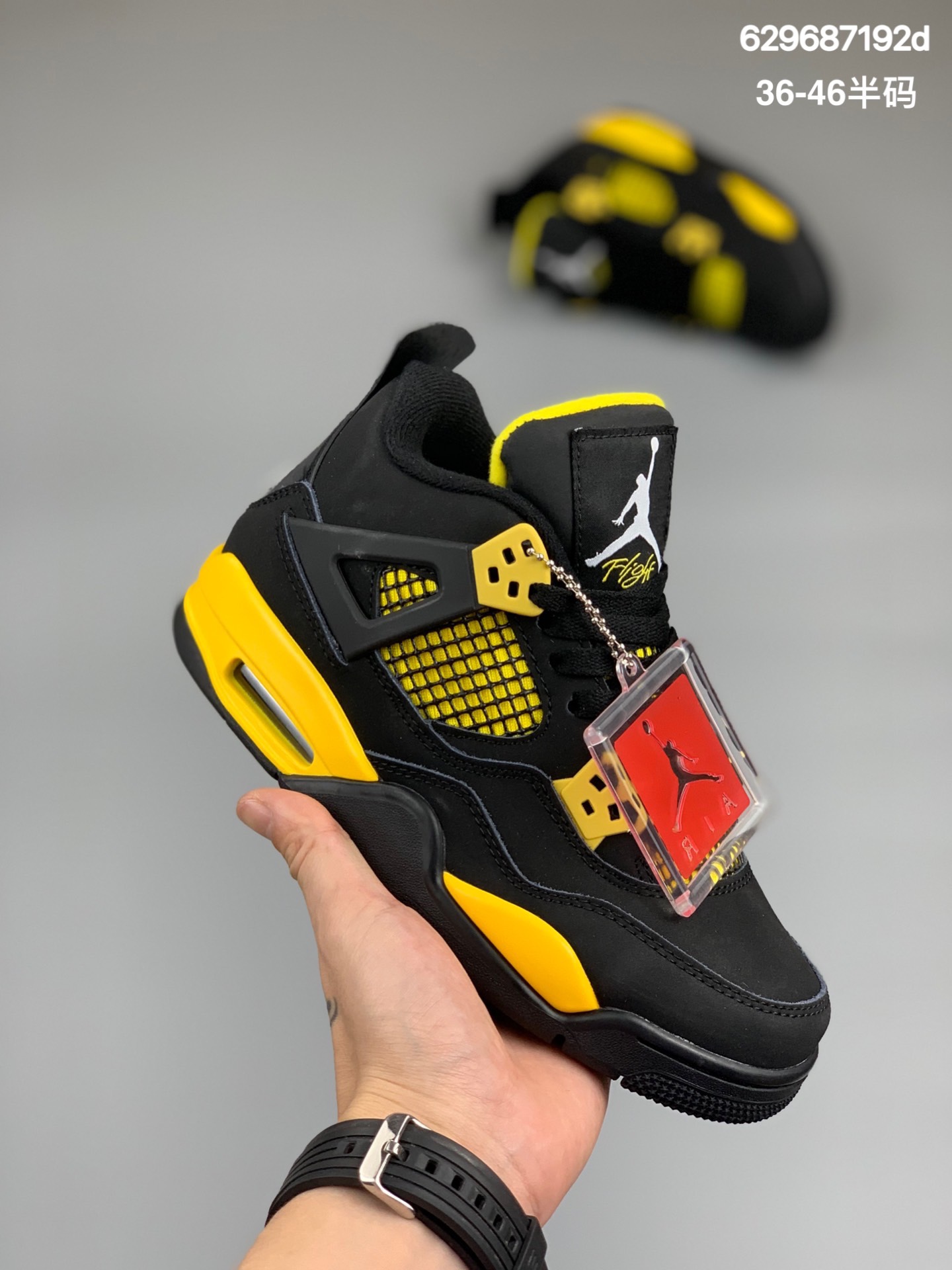 
AJ4NK Air Jordan 4 AJ4代中帮复古休闲运动文化篮球鞋系列雷神 效果货号：308497-008
码数：36 36.5 37.5 38 38.5 39 40 40.5 41 42 42.5 43 44 44.5 45 46
编码:629687192d