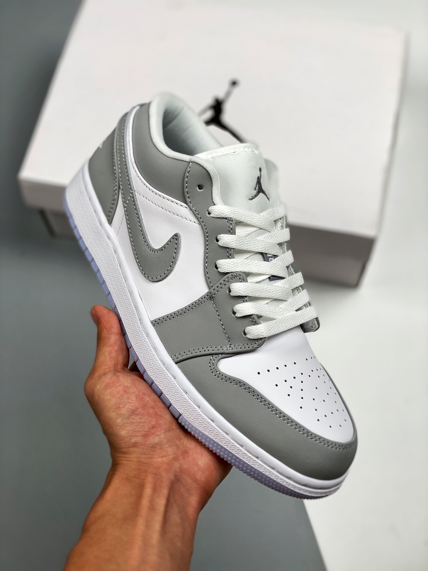 Air Jordan 1 Low Gris y blanco pequeño Dior AJ1 Jordan 1 Low zapatillas casuales de skate Color oficial sincronizado Ún…