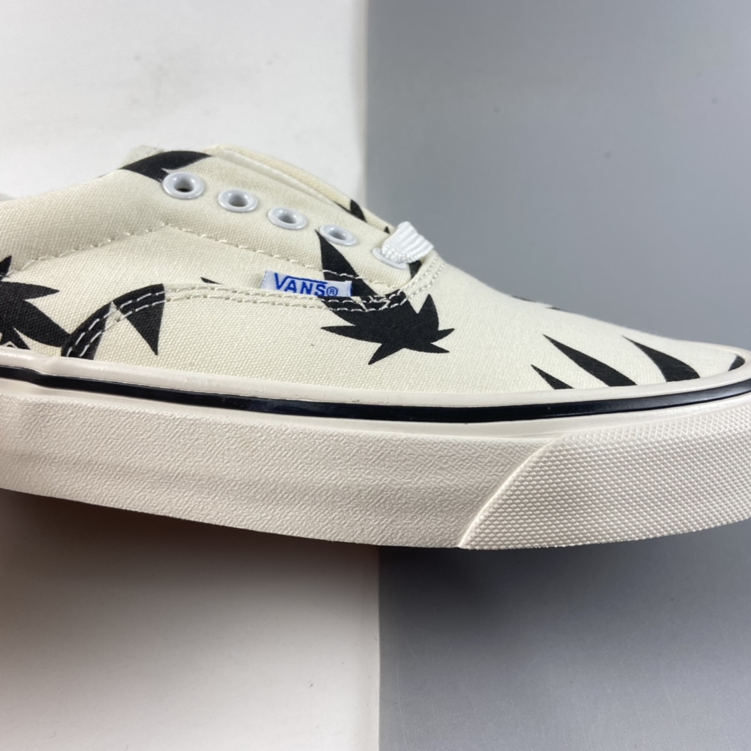 P150  Vans Og Era Lx  万斯ERA白色枫叶帆布鞋2021新款高端韩版百搭vans限量版男女板鞋高端亮油版 VN0A4BVA01Z