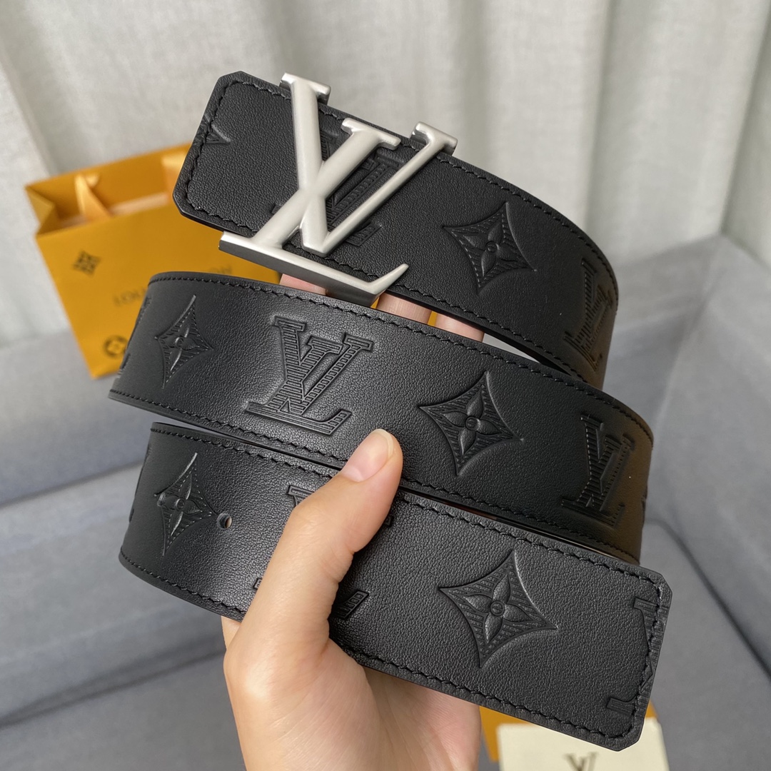 Louis Vuitton Belts Men Calfskin Cowhide