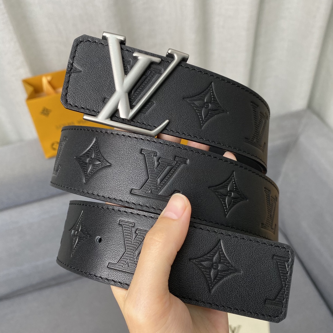 Louis Vuitton Belts Men Calfskin Cowhide