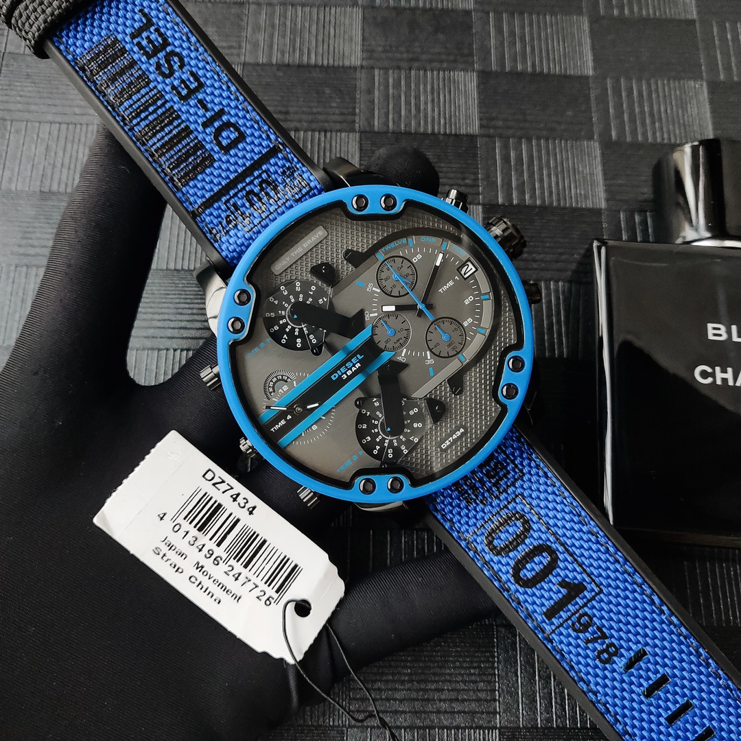 High-Quality Unisex DIESEI Watches: Model 7434 and 7438, 55mm Plate, Quartz, Steel Belts - 图片 3