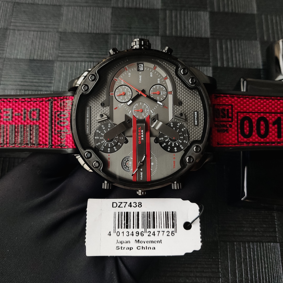 High-Quality Unisex DIESEI Watches: Model 7434 and 7438, 55mm Plate, Quartz, Steel Belts - 图片 4