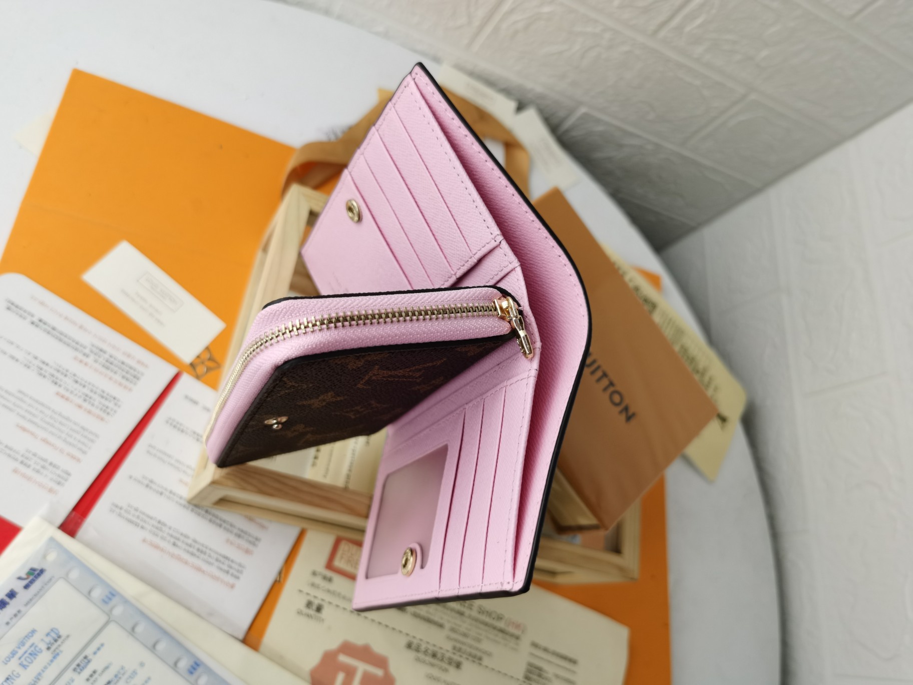 高級感漂うルイ・ヴィトン M86366 財布