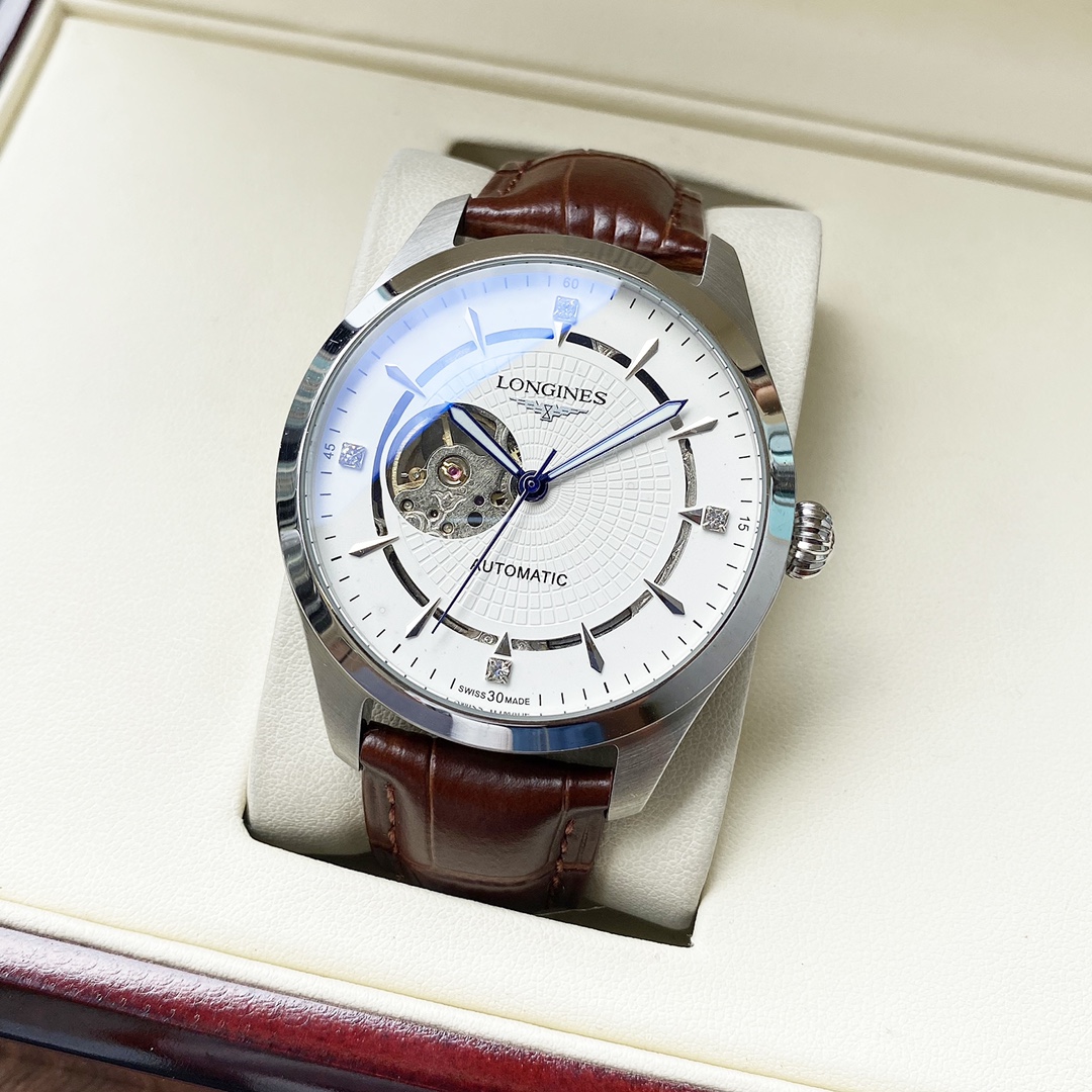 独特风格 时尚热卖浪琴  Longines  男士腕表 全自动机械机芯 矿物强化玻璃 316L精钢表壳 真皮表带 简约设计 商务休闲 尺寸:直径42mm 厚度12mm