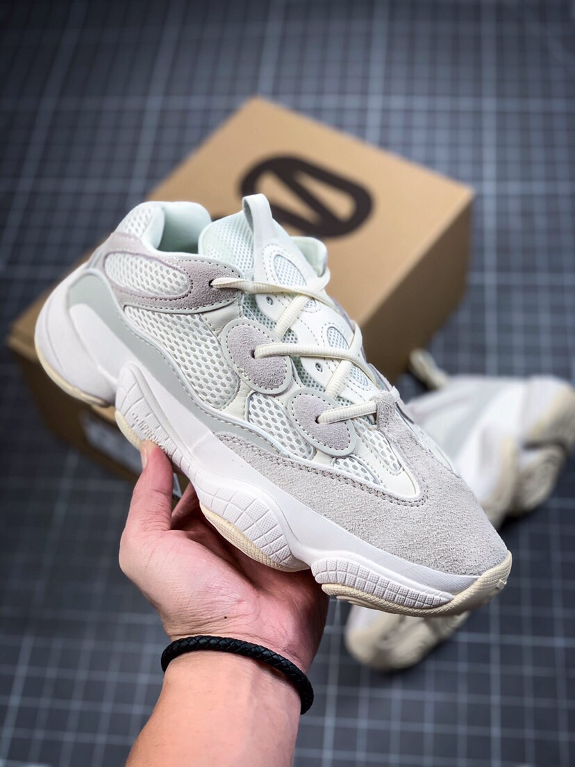 💰180真标💰240公司级💰320纯原版 yeezy 500 blush 灰白 黑武士跑鞋  鞋面开拓者m2k雪地靴椰子350aj1电玩500满天星小麦n采用皮革老爹鞋、sb dunk影子灰麂皮和网眼三种材质空军打造，
以复古羽绒服气息 十足的  中底北面取代早前的人气
boost 缓震设计
size：36 36.5 37 38 38.5 39 40 41 42 42.5 43 44 45 46

主营：阿迪达斯 耐克 匡威 万斯 麦昆 古驰 斯凯奇 nb 新百伦 斐乐 巴黎世家 
椰子350 椰子500 椰子700 m2k 贝壳头 1970s 三叶草 nb550 nb327 nb992
古驰做旧 古驰小脏鞋 古驰小蜜蜂 sb dunk 空军一号 老爹鞋 aj1 aj3 aj4 aj5 aj11 aj34 aj36 aj312 g.t cut 闪电倒勾 篮球鞋：利拉德7 利拉德6 利拉德5 欧文7代 欧文6 欧文5 欧文4 欧文3 欧文2 欧文1 詹姆斯18代 詹姆斯17 詹姆斯16 詹姆斯15 詹姆斯14 詹姆斯13 詹姆斯12 詹姆斯11 詹姆斯5 詹姆斯4 科比5代 科比1 科比4 科比7 科比8 科比9 科比10 科比12 字母哥2代 字母哥1代 字母哥3代 哈登5代 哈登4代 哈登3 哈登2 哈登1 库里8代 库里7 库里6 库里5 库里4 ……系列 欢
#原盒配件 原厂中底钢印、拉帮完美
Size:36 36.5 37.5 38 38.5 39 40 40.5 41 42 42.5 43 44 44.5 45
现货跑量工厂长期主打款真正的好货不靠吹嘘
质量我们替你把关，你还在犹豫什么，撸起袖子加油干。
全部男女鞋，真标真爆带半码
耐克 阿迪达斯 三叶草 椰子350 v2 sb dunk 古驰脏脏鞋 麦昆 匡威1970s 万斯 vans 范斯 新百伦 乔丹 air jordan 亚瑟士 斯凯奇 斐乐 彪马 锐步 mlb  fila 鬼冢虎 莆田鞋   板鞋 樱花粉  af1 高帮 纯白 复古  满天星 解构 鞋盾   小麦色  蓝粉  马卡龙 低帮 独角兽 鸳鸯 联名 童鞋  冰淇淋  骨白冰蓝  白蓝 黑色 小白鞋 电玩像素 黑白 涂鸦 镭射 雾霾 白色  diy  1970s 夜光  大童 泼墨 中帮 黑武士 洛克公园 魔术贴 情侣 经典 四钩 奶咖色 刮刮乐 白丝绸 白银 3m 反光 白绿夜光 白橙双钩 小雏菊  权志龙 白绿橙 off white 飞线  金钩 冰块 小银钩 笑脸 缝线  剪纸 纯黑 蓝丝绸  情人节限定  白金 蓝白 354 黑曜石   熊猫 像素  冰蓝 四小勾 水晶底 寿桃 洞洞鞋 彩虹像素  灰色 air force 1 黑色   拖鞋 aj4 aj35 aj11 篮球鞋 莆田 aj3 aj6 aj13 aj7 童鞋 儿童鞋  aj312   aj36 黑白奥利奥  传奇蓝  aj32  限量版 飞人拖鞋 康扣  熊猫 北卡蓝  low  白水泥  藤原浩  aj34郭艾伦 影子灰  蒂芙尼绿 aj10 倒钩  aj9 冰雪奇缘 黑曜石 aj31  aj270 球鞋  大魔王 冰激凌  樱木花道  热熔岩  迪奥联名  胭脂红 凉鞋 aj15  满天星 水泥灰 芝加哥 鸳鸯 aj28  情侣 aj28 樱花粉 电玩像素 北卡蓝 小迪奥 粉色 樱花粉 电玩像素  烟灰 变色龙 兵马俑 大巴黎 aj16  兔八哥  马卡龙  大学蓝 aj30 黑水泥  白蛇 叶绿素 火影 白水泥 情人节限定 粉蛇 黑红 球鞋gtcut   kobe球鞋 zoom kobe 500黑武士 2022r nike星空 gt球鞋 zoom跑鞋 纽巴伦990 nikecourt女鞋 zoom aj1 nb827 斐乐hike nike青花瓷 aj镭射 科6 next跑鞋 宇航员2.0 小白鞋 男鞋 运动鞋 斯凯奇 斐乐 板鞋 aj 彪马 新百伦 亚瑟士 new balance adidas 阿迪达斯 篮球鞋 空军一号 纯白  跑步鞋 vision street wear puma 女运动休闲鞋 nb  情侣鞋 球鞋 dunk 美津浓 欧文7  运动鞋女款跑步鞋 休闲男鞋  aj1 拖鞋 耐克鞋男新款 鞋子 童鞋 男款  飞马  zoom 超级飞马 跑鞋  老爹鞋 air max 儿童鞋子 男士 飞马38 m2k 日落 黑白熊猫  女款  飞马39  男款 阿甘鞋 飞马37  夏季  dunk sb 华夫鞋 凉鞋  开拓者 夏款 毛毛虫  气垫 air zoom 休闲鞋 高帮 帆布鞋 sacai 2022 vapormax 赤足  飞马36 af1 紫葡萄 树莓紫  winflo8 court女鞋 网鞋 zoom 破二  dc0774 拖鞋 superfly 子弹头 dunk黑白熊猫 blazer max270 欧文7 小童鞋  阿尔法 欧文8 登月 星空 莆田  黑武士 airmax97 贝壳头 三叶草 boost   forum 椰子鞋  yeezy  neo  暗夜精灵 金标 椰子 350 v2  ultraboost 清风 阿尔法 涉水鞋 ub21 ub22  forum84 ub nmd 爆米花 pro2 cut  supernova x9000 椰子500  小椰子 forum low 史密斯 椰子700  樱花系列女鞋 新百伦530 327   574   5740 满天星 992 550 990 303 nb2002ra 302 元祖灰 993 990v5 nb300 ms327 580 999 nb327新百伦 新百伦878 nb300 5740奶茶色 m5740nb5740 997 608 452 nbms327 992元祖灰 996 880 低帮  倒钩  aj1 low 北卡蓝 黑曜石  倒钩藤原浩鞋 芝加哥 禁穿 小迪奥aj1 aj1大学蓝 樱花粉 烟灰   闪电倒钩 mid  影子灰 白丝绸   黑红脚趾 黑红 马卡龙 小dior 蒂芙尼绿 黑脚趾 小摩卡 蜘蛛侠 兔八哥 莆田纯原 纯白 中帮 黑粉脚趾 鸳鸯 low摩卡棕 扣碎 倒钩低帮 小闪电 凯尔特人 芝加哥ow联名 灰白 红豆奶茶 叛逆 换底 扣碎篮板 摩卡棕 迪奥联名鞋 皇家蓝 低帮女鞋倒钩白棕 泡泡糖 黑粉脚趾 北卡蓝低帮 黑绿脚趾 影子灰 蒂芙尼绿 黑脚趾 浆果粉  扣碎篮板 鸳鸯 冰淇淋 白丝绸 激光蓝 offwhite联名 黑粉脚趾	 蓝 水洗丹宁 情人节 午夜蓝 凯尔特人 泡泡糖  男鞋 女鞋 夏季 儿童 拖鞋  小众鞋 篮球鞋 凉鞋 运动鞋 跑步鞋 童鞋  板鞋  日落  足球鞋 小白鞋 跑鞋 老爹鞋 zoom 超级飞马 36 37 38   sb   dunk  鞋子 新款 m2k air max   薄款 赤足5.0  星空 登月 回到未来 vapormax 超轻 网鞋  气垫鞋 阿甘鞋 休闲鞋 47 blazer 高帮 樱花粉 free vaporfly  情侣  子弹头 华夫鞋 欧文7 lebron18  joyride fly3 max270 杜兰特5  毛毛虫 