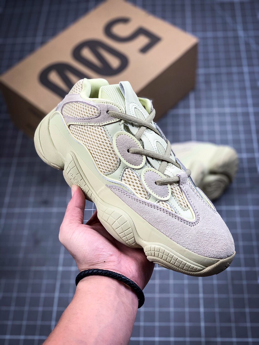 💰180真标💰240公司级💰320纯原版 yeezy 500 blush 灰白 黑武士跑鞋  鞋面开拓者m2k雪地靴椰子350aj1电玩500满天星小麦n采用皮革老爹鞋、sb dunk影子灰麂皮和网眼三种材质空军打造，
以复古羽绒服气息 十足的  中底北面取代早前的人气
boost 缓震设计
size：36 36.5 37 38 38.5 39 40 41 42 42.5 43 44 45 46

主营：阿迪达斯 耐克 匡威 万斯 麦昆 古驰 斯凯奇 nb 新百伦 斐乐 巴黎世家 
椰子350 椰子500 椰子700 m2k 贝壳头 1970s 三叶草 nb550 nb327 nb992
古驰做旧 古驰小脏鞋 古驰小蜜蜂 sb dunk 空军一号 老爹鞋 aj1 aj3 aj4 aj5 aj11 aj34 aj36 aj312 g.t cut 闪电倒勾 篮球鞋：利拉德7 利拉德6 利拉德5 欧文7代 欧文6 欧文5 欧文4 欧文3 欧文2 欧文1 詹姆斯18代 詹姆斯17 詹姆斯16 詹姆斯15 詹姆斯14 詹姆斯13 詹姆斯12 詹姆斯11 詹姆斯5 詹姆斯4 科比5代 科比1 科比4 科比7 科比8 科比9 科比10 科比12 字母哥2代 字母哥1代 字母哥3代 哈登5代 哈登4代 哈登3 哈登2 哈登1 库里8代 库里7 库里6 库里5 库里4 ……系列 欢
#原盒配件 原厂中底钢印、拉帮完美
Size:36 36.5 37.5 38 38.5 39 40 40.5 41 42 42.5 43 44 44.5 45
现货跑量工厂长期主打款真正的好货不靠吹嘘
质量我们替你把关，你还在犹豫什么，撸起袖子加油干。
全部男女鞋，真标真爆带半码
耐克 阿迪达斯 三叶草 椰子350 v2 sb dunk 古驰脏脏鞋 麦昆 匡威1970s 万斯 vans 范斯 新百伦 乔丹 air jordan 亚瑟士 斯凯奇 斐乐 彪马 锐步 mlb  fila 鬼冢虎 莆田鞋   板鞋 樱花粉  af1 高帮 纯白 复古  满天星 解构 鞋盾   小麦色  蓝粉  马卡龙 低帮 独角兽 鸳鸯 联名 童鞋  冰淇淋  骨白冰蓝  白蓝 黑色 小白鞋 电玩像素 黑白 涂鸦 镭射 雾霾 白色  diy  1970s 夜光  大童 泼墨 中帮 黑武士 洛克公园 魔术贴 情侣 经典 四钩 奶咖色 刮刮乐 白丝绸 白银 3m 反光 白绿夜光 白橙双钩 小雏菊  权志龙 白绿橙 off white 飞线  金钩 冰块 小银钩 笑脸 缝线  剪纸 纯黑 蓝丝绸  情人节限定  白金 蓝白 354 黑曜石   熊猫 像素  冰蓝 四小勾 水晶底 寿桃 洞洞鞋 彩虹像素  灰色 air force 1 黑色   拖鞋 aj4 aj35 aj11 篮球鞋 莆田 aj3 aj6 aj13 aj7 童鞋 儿童鞋  aj312   aj36 黑白奥利奥  传奇蓝  aj32  限量版 飞人拖鞋 康扣  熊猫 北卡蓝  low  白水泥  藤原浩  aj34郭艾伦 影子灰  蒂芙尼绿 aj10 倒钩  aj9 冰雪奇缘 黑曜石 aj31  aj270 球鞋  大魔王 冰激凌  樱木花道  热熔岩  迪奥联名  胭脂红 凉鞋 aj15  满天星 水泥灰 芝加哥 鸳鸯 aj28  情侣 aj28 樱花粉 电玩像素 北卡蓝 小迪奥 粉色 樱花粉 电玩像素  烟灰 变色龙 兵马俑 大巴黎 aj16  兔八哥  马卡龙  大学蓝 aj30 黑水泥  白蛇 叶绿素 火影 白水泥 情人节限定 粉蛇 黑红 球鞋gtcut   kobe球鞋 zoom kobe 500黑武士 2022r nike星空 gt球鞋 zoom跑鞋 纽巴伦990 nikecourt女鞋 zoom aj1 nb827 斐乐hike nike青花瓷 aj镭射 科6 next跑鞋 宇航员2.0 小白鞋 男鞋 运动鞋 斯凯奇 斐乐 板鞋 aj 彪马 新百伦 亚瑟士 new balance adidas 阿迪达斯 篮球鞋 空军一号 纯白  跑步鞋 vision street wear puma 女运动休闲鞋 nb  情侣鞋 球鞋 dunk 美津浓 欧文7  运动鞋女款跑步鞋 休闲男鞋  aj1 拖鞋 耐克鞋男新款 鞋子 童鞋 男款  飞马  zoom 超级飞马 跑鞋  老爹鞋 air max 儿童鞋子 男士 飞马38 m2k 日落 黑白熊猫  女款  飞马39  男款 阿甘鞋 飞马37  夏季  dunk sb 华夫鞋 凉鞋  开拓者 夏款 毛毛虫  气垫 air zoom 休闲鞋 高帮 帆布鞋 sacai 2022 vapormax 赤足  飞马36 af1 紫葡萄 树莓紫  winflo8 court女鞋 网鞋 zoom 破二  dc0774 拖鞋 superfly 子弹头 dunk黑白熊猫 blazer max270 欧文7 小童鞋  阿尔法 欧文8 登月 星空 莆田  黑武士 airmax97 贝壳头 三叶草 boost   forum 椰子鞋  yeezy  neo  暗夜精灵 金标 椰子 350 v2  ultraboost 清风 阿尔法 涉水鞋 ub21 ub22  forum84 ub nmd 爆米花 pro2 cut  supernova x9000 椰子500  小椰子 forum low 史密斯 椰子700  樱花系列女鞋 新百伦530 327   574   5740 满天星 992 550 990 303 nb2002ra 302 元祖灰 993 990v5 nb300 ms327 580 999 nb327新百伦 新百伦878 nb300 5740奶茶色 m5740nb5740 997 608 452 nbms327 992元祖灰 996 880 低帮  倒钩  aj1 low 北卡蓝 黑曜石  倒钩藤原浩鞋 芝加哥 禁穿 小迪奥aj1 aj1大学蓝 樱花粉 烟灰   闪电倒钩 mid  影子灰 白丝绸   黑红脚趾 黑红 马卡龙 小dior 蒂芙尼绿 黑脚趾 小摩卡 蜘蛛侠 兔八哥 莆田纯原 纯白 中帮 黑粉脚趾 鸳鸯 low摩卡棕 扣碎 倒钩低帮 小闪电 凯尔特人 芝加哥ow联名 灰白 红豆奶茶 叛逆 换底 扣碎篮板 摩卡棕 迪奥联名鞋 皇家蓝 低帮女鞋倒钩白棕 泡泡糖 黑粉脚趾 北卡蓝低帮 黑绿脚趾 影子灰 蒂芙尼绿 黑脚趾 浆果粉  扣碎篮板 鸳鸯 冰淇淋 白丝绸 激光蓝 offwhite联名 黑粉脚趾	 蓝 水洗丹宁 情人节 午夜蓝 凯尔特人 泡泡糖  男鞋 女鞋 夏季 儿童 拖鞋  小众鞋 篮球鞋 凉鞋 运动鞋 跑步鞋 童鞋  板鞋  日落  足球鞋 小白鞋 跑鞋 老爹鞋 zoom 超级飞马 36 37 38   sb   dunk  鞋子 新款 m2k air max   薄款 赤足5.0  星空 登月 回到未来 vapormax 超轻 网鞋  气垫鞋 阿甘鞋 休闲鞋 47 blazer 高帮 樱花粉 free vaporfly  情侣  子弹头 华夫鞋 欧文7 lebron18  joyride fly3 max270 杜兰特5  毛毛虫 