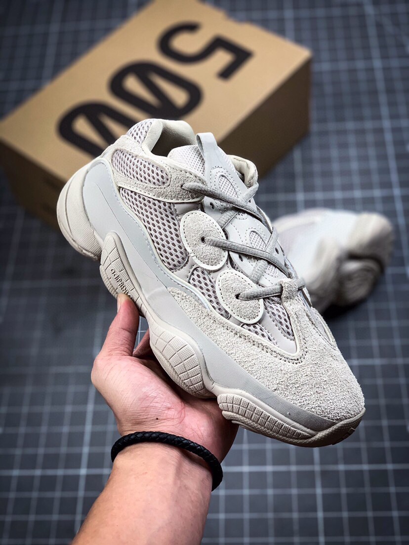 💰180真标💰240公司级💰320纯原版 yeezy 500 blush 灰白 黑武士跑鞋  鞋面开拓者m2k雪地靴椰子350aj1电玩500满天星小麦n采用皮革老爹鞋、sb dunk影子灰麂皮和网眼三种材质空军打造，
以复古羽绒服气息 十足的  中底北面取代早前的人气
boost 缓震设计
size：36 36.5 37 38 38.5 39 40 41 42 42.5 43 44 45 46

主营：阿迪达斯 耐克 匡威 万斯 麦昆 古驰 斯凯奇 nb 新百伦 斐乐 巴黎世家 
椰子350 椰子500 椰子700 m2k 贝壳头 1970s 三叶草 nb550 nb327 nb992
古驰做旧 古驰小脏鞋 古驰小蜜蜂 sb dunk 空军一号 老爹鞋 aj1 aj3 aj4 aj5 aj11 aj34 aj36 aj312 g.t cut 闪电倒勾 篮球鞋：利拉德7 利拉德6 利拉德5 欧文7代 欧文6 欧文5 欧文4 欧文3 欧文2 欧文1 詹姆斯18代 詹姆斯17 詹姆斯16 詹姆斯15 詹姆斯14 詹姆斯13 詹姆斯12 詹姆斯11 詹姆斯5 詹姆斯4 科比5代 科比1 科比4 科比7 科比8 科比9 科比10 科比12 字母哥2代 字母哥1代 字母哥3代 哈登5代 哈登4代 哈登3 哈登2 哈登1 库里8代 库里7 库里6 库里5 库里4 ……系列 欢
#原盒配件 原厂中底钢印、拉帮完美
Size:36 36.5 37.5 38 38.5 39 40 40.5 41 42 42.5 43 44 44.5 45
现货跑量工厂长期主打款真正的好货不靠吹嘘
质量我们替你把关，你还在犹豫什么，撸起袖子加油干。
全部男女鞋，真标真爆带半码
耐克 阿迪达斯 三叶草 椰子350 v2 sb dunk 古驰脏脏鞋 麦昆 匡威1970s 万斯 vans 范斯 新百伦 乔丹 air jordan 亚瑟士 斯凯奇 斐乐 彪马 锐步 mlb  fila 鬼冢虎 莆田鞋   板鞋 樱花粉  af1 高帮 纯白 复古  满天星 解构 鞋盾   小麦色  蓝粉  马卡龙 低帮 独角兽 鸳鸯 联名 童鞋  冰淇淋  骨白冰蓝  白蓝 黑色 小白鞋 电玩像素 黑白 涂鸦 镭射 雾霾 白色  diy  1970s 夜光  大童 泼墨 中帮 黑武士 洛克公园 魔术贴 情侣 经典 四钩 奶咖色 刮刮乐 白丝绸 白银 3m 反光 白绿夜光 白橙双钩 小雏菊  权志龙 白绿橙 off white 飞线  金钩 冰块 小银钩 笑脸 缝线  剪纸 纯黑 蓝丝绸  情人节限定  白金 蓝白 354 黑曜石   熊猫 像素  冰蓝 四小勾 水晶底 寿桃 洞洞鞋 彩虹像素  灰色 air force 1 黑色   拖鞋 aj4 aj35 aj11 篮球鞋 莆田 aj3 aj6 aj13 aj7 童鞋 儿童鞋  aj312   aj36 黑白奥利奥  传奇蓝  aj32  限量版 飞人拖鞋 康扣  熊猫 北卡蓝  low  白水泥  藤原浩  aj34郭艾伦 影子灰  蒂芙尼绿 aj10 倒钩  aj9 冰雪奇缘 黑曜石 aj31  aj270 球鞋  大魔王 冰激凌  樱木花道  热熔岩  迪奥联名  胭脂红 凉鞋 aj15  满天星 水泥灰 芝加哥 鸳鸯 aj28  情侣 aj28 樱花粉 电玩像素 北卡蓝 小迪奥 粉色 樱花粉 电玩像素  烟灰 变色龙 兵马俑 大巴黎 aj16  兔八哥  马卡龙  大学蓝 aj30 黑水泥  白蛇 叶绿素 火影 白水泥 情人节限定 粉蛇 黑红 球鞋gtcut   kobe球鞋 zoom kobe 500黑武士 2022r nike星空 gt球鞋 zoom跑鞋 纽巴伦990 nikecourt女鞋 zoom aj1 nb827 斐乐hike nike青花瓷 aj镭射 科6 next跑鞋 宇航员2.0 小白鞋 男鞋 运动鞋 斯凯奇 斐乐 板鞋 aj 彪马 新百伦 亚瑟士 new balance adidas 阿迪达斯 篮球鞋 空军一号 纯白  跑步鞋 vision street wear puma 女运动休闲鞋 nb  情侣鞋 球鞋 dunk 美津浓 欧文7  运动鞋女款跑步鞋 休闲男鞋  aj1 拖鞋 耐克鞋男新款 鞋子 童鞋 男款  飞马  zoom 超级飞马 跑鞋  老爹鞋 air max 儿童鞋子 男士 飞马38 m2k 日落 黑白熊猫  女款  飞马39  男款 阿甘鞋 飞马37  夏季  dunk sb 华夫鞋 凉鞋  开拓者 夏款 毛毛虫  气垫 air zoom 休闲鞋 高帮 帆布鞋 sacai 2022 vapormax 赤足  飞马36 af1 紫葡萄 树莓紫  winflo8 court女鞋 网鞋 zoom 破二  dc0774 拖鞋 superfly 子弹头 dunk黑白熊猫 blazer max270 欧文7 小童鞋  阿尔法 欧文8 登月 星空 莆田  黑武士 airmax97 贝壳头 三叶草 boost   forum 椰子鞋  yeezy  neo  暗夜精灵 金标 椰子 350 v2  ultraboost 清风 阿尔法 涉水鞋 ub21 ub22  forum84 ub nmd 爆米花 pro2 cut  supernova x9000 椰子500  小椰子 forum low 史密斯 椰子700  樱花系列女鞋 新百伦530 327   574   5740 满天星 992 550 990 303 nb2002ra 302 元祖灰 993 990v5 nb300 ms327 580 999 nb327新百伦 新百伦878 nb300 5740奶茶色 m5740nb5740 997 608 452 nbms327 992元祖灰 996 880 低帮  倒钩  aj1 low 北卡蓝 黑曜石  倒钩藤原浩鞋 芝加哥 禁穿 小迪奥aj1 aj1大学蓝 樱花粉 烟灰   闪电倒钩 mid  影子灰 白丝绸   黑红脚趾 黑红 马卡龙 小dior 蒂芙尼绿 黑脚趾 小摩卡 蜘蛛侠 兔八哥 莆田纯原 纯白 中帮 黑粉脚趾 鸳鸯 low摩卡棕 扣碎 倒钩低帮 小闪电 凯尔特人 芝加哥ow联名 灰白 红豆奶茶 叛逆 换底 扣碎篮板 摩卡棕 迪奥联名鞋 皇家蓝 低帮女鞋倒钩白棕 泡泡糖 黑粉脚趾 北卡蓝低帮 黑绿脚趾 影子灰 蒂芙尼绿 黑脚趾 浆果粉  扣碎篮板 鸳鸯 冰淇淋 白丝绸 激光蓝 offwhite联名 黑粉脚趾	 蓝 水洗丹宁 情人节 午夜蓝 凯尔特人 泡泡糖  男鞋 女鞋 夏季 儿童 拖鞋  小众鞋 篮球鞋 凉鞋 运动鞋 跑步鞋 童鞋  板鞋  日落  足球鞋 小白鞋 跑鞋 老爹鞋 zoom 超级飞马 36 37 38   sb   dunk  鞋子 新款 m2k air max   薄款 赤足5.0  星空 登月 回到未来 vapormax 超轻 网鞋  气垫鞋 阿甘鞋 休闲鞋 47 blazer 高帮 樱花粉 free vaporfly  情侣  子弹头 华夫鞋 欧文7 lebron18  joyride fly3 max270 杜兰特5  毛毛虫 