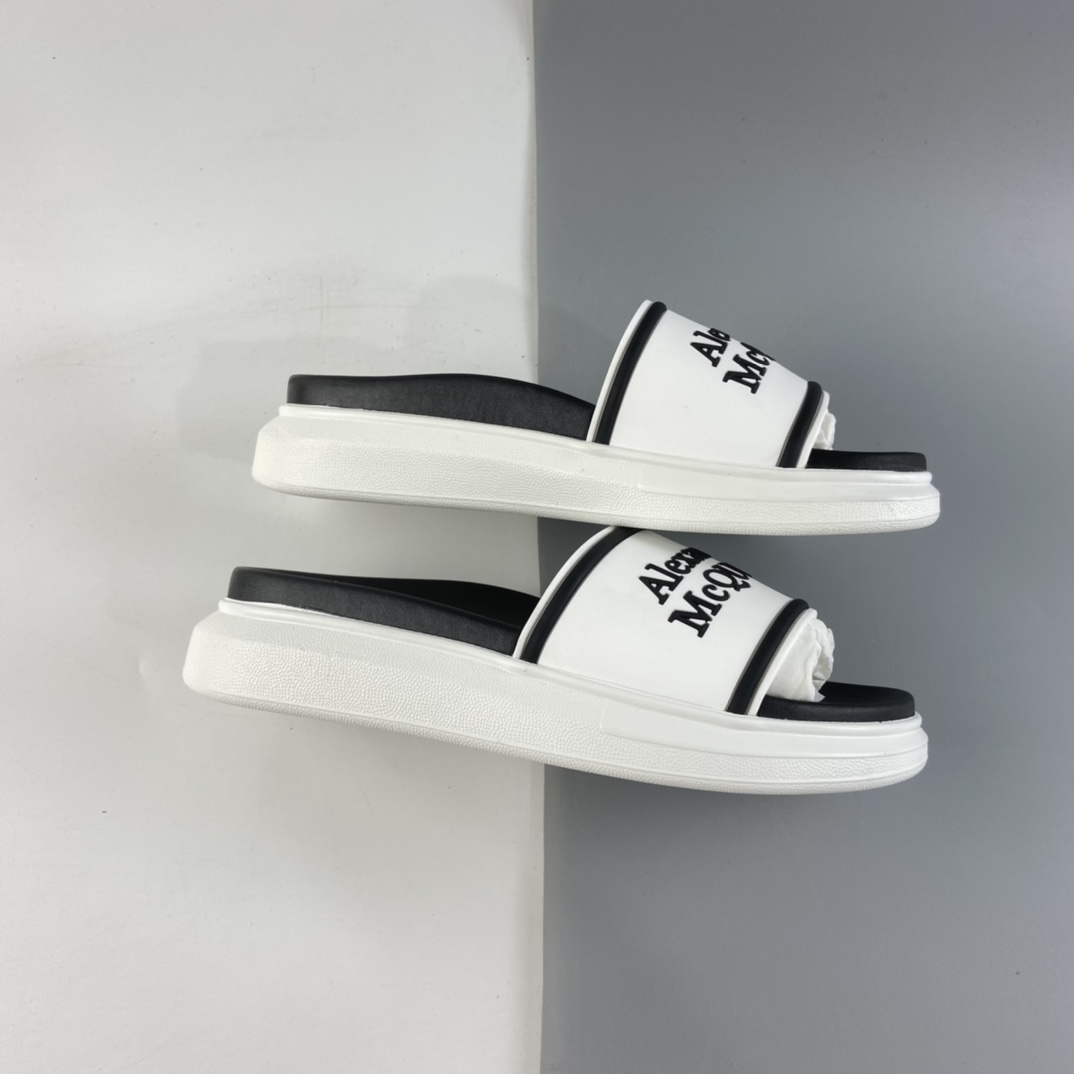 P180 Alexander McQueen 麦昆 Oversized Hybrid Signature Slides LOGO 厚底一字拖时装休闲拖鞋