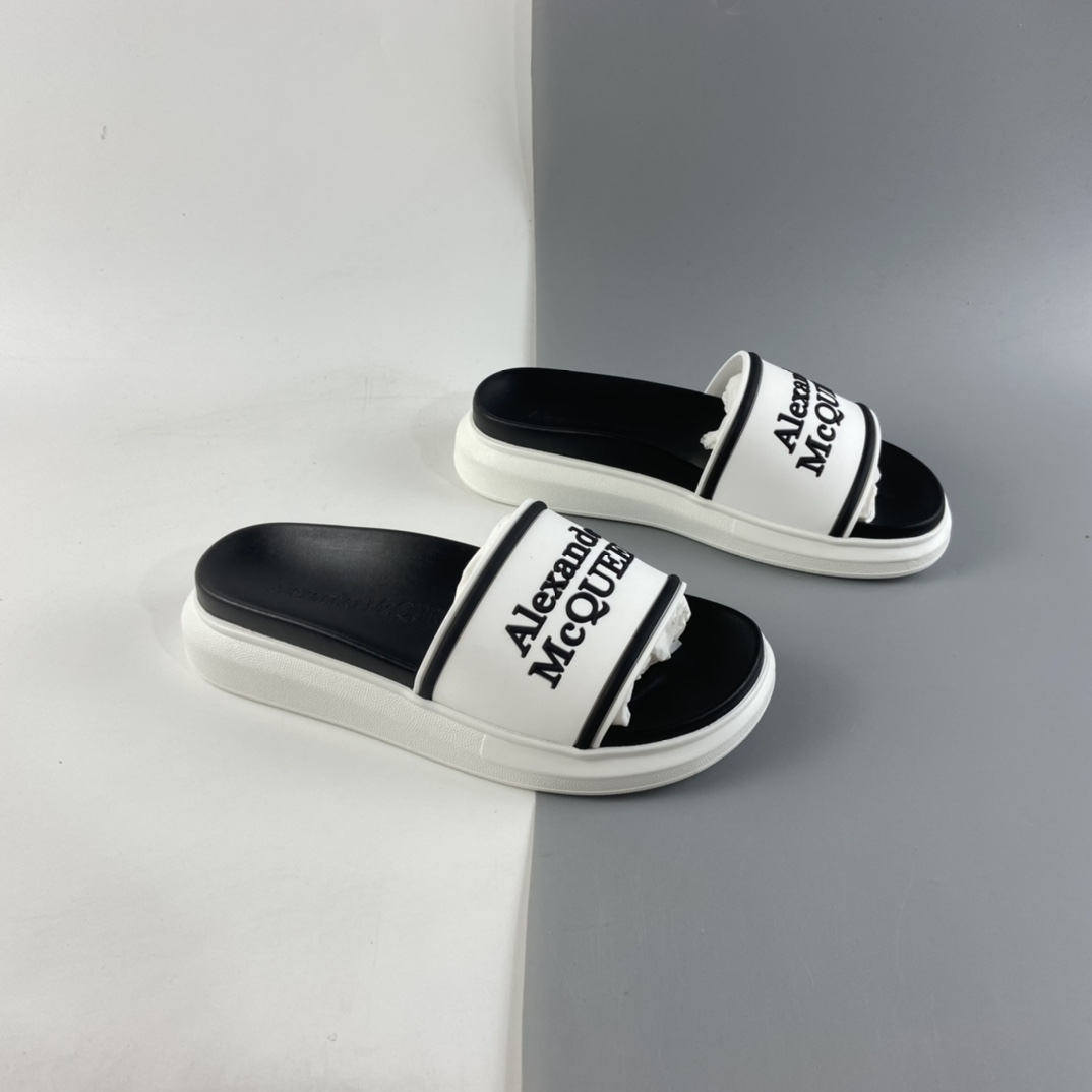 P180 Alexander McQueen 麦昆 Oversized Hybrid Signature Slides LOGO 厚底一字拖时装休闲拖鞋