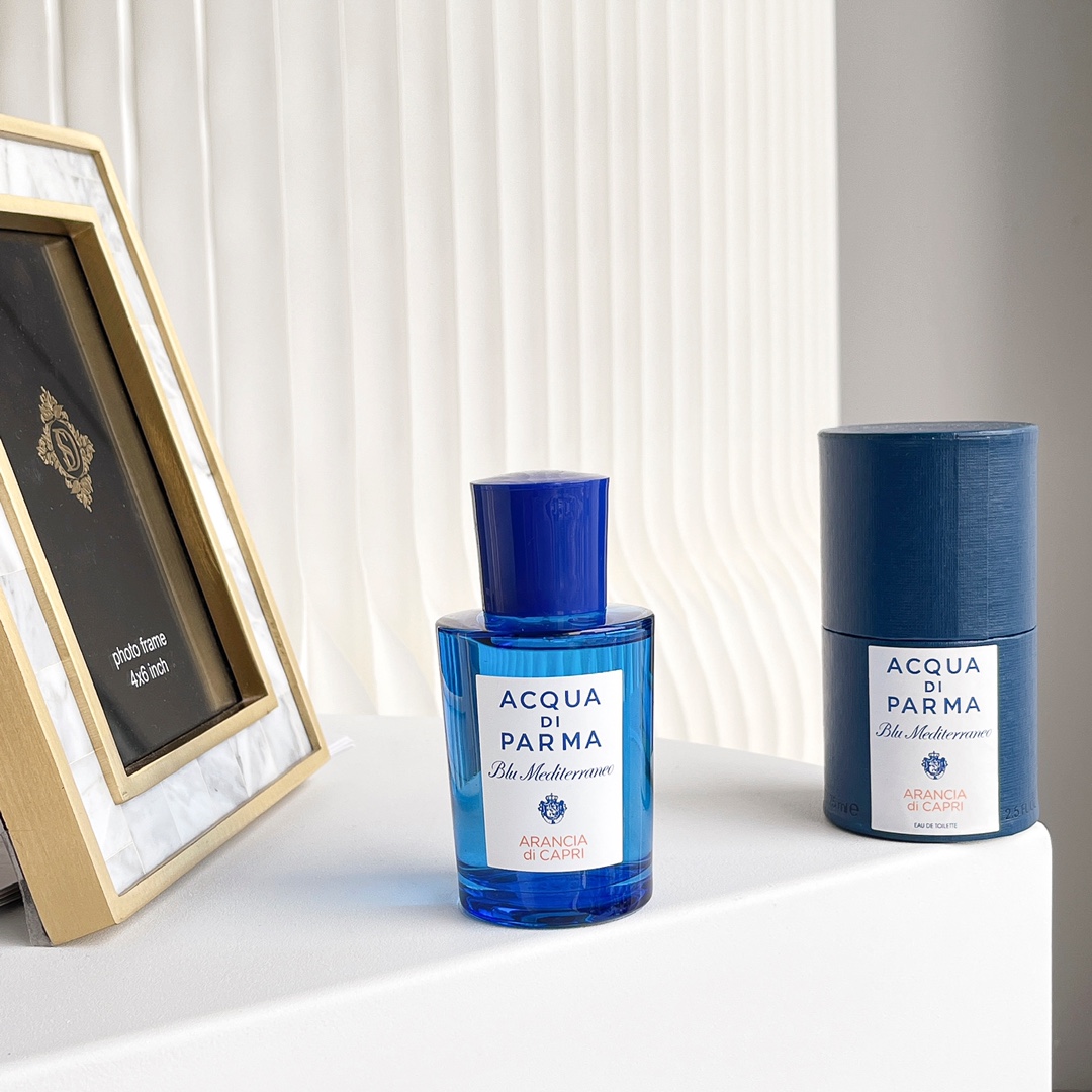 NO:811157,Aqua de Parma Blue Mediterranean - Capri Orange 75ml Neutral fragrance Fragrance aromatic citrus Top notes Orange Orange Bergamot Lemon Middle notes Petitgrain Cardamom Base notes Caramel Musk, Perfume19860909帕尔马之水 蓝色地中海-卡普里岛橙75ml 属性中性香 香调芳香柑橘调 前调橙子 橘子 香柠檬 柠檬 中调苦橙叶 小豆蔻 后调焦糖 麝香,香水,accessory