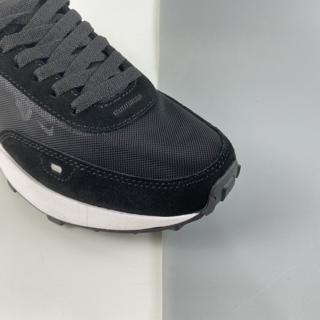 P220 Nike Waffle One 网面透气休闲跑步鞋 DC2533-001