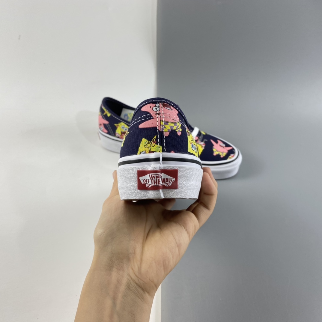 P150 Vans X 派大星海绵宝宝联名AUT彩印卡通定制限量款”高端支线卡通情侣低帮硫化帆布休闲运动板鞋“暗蓝彩印卡通”VN0A3WM7YZ1