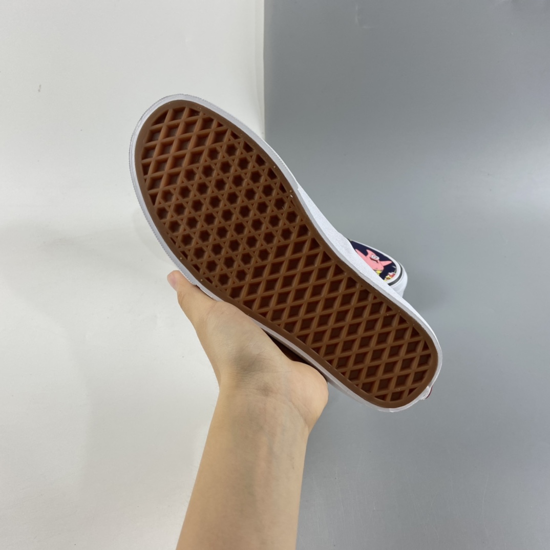 P150 Vans X 派大星海绵宝宝联名AUT彩印卡通定制限量款”高端支线卡通情侣低帮硫化帆布休闲运动板鞋“暗蓝彩印卡通”VN0A3WM7YZ1