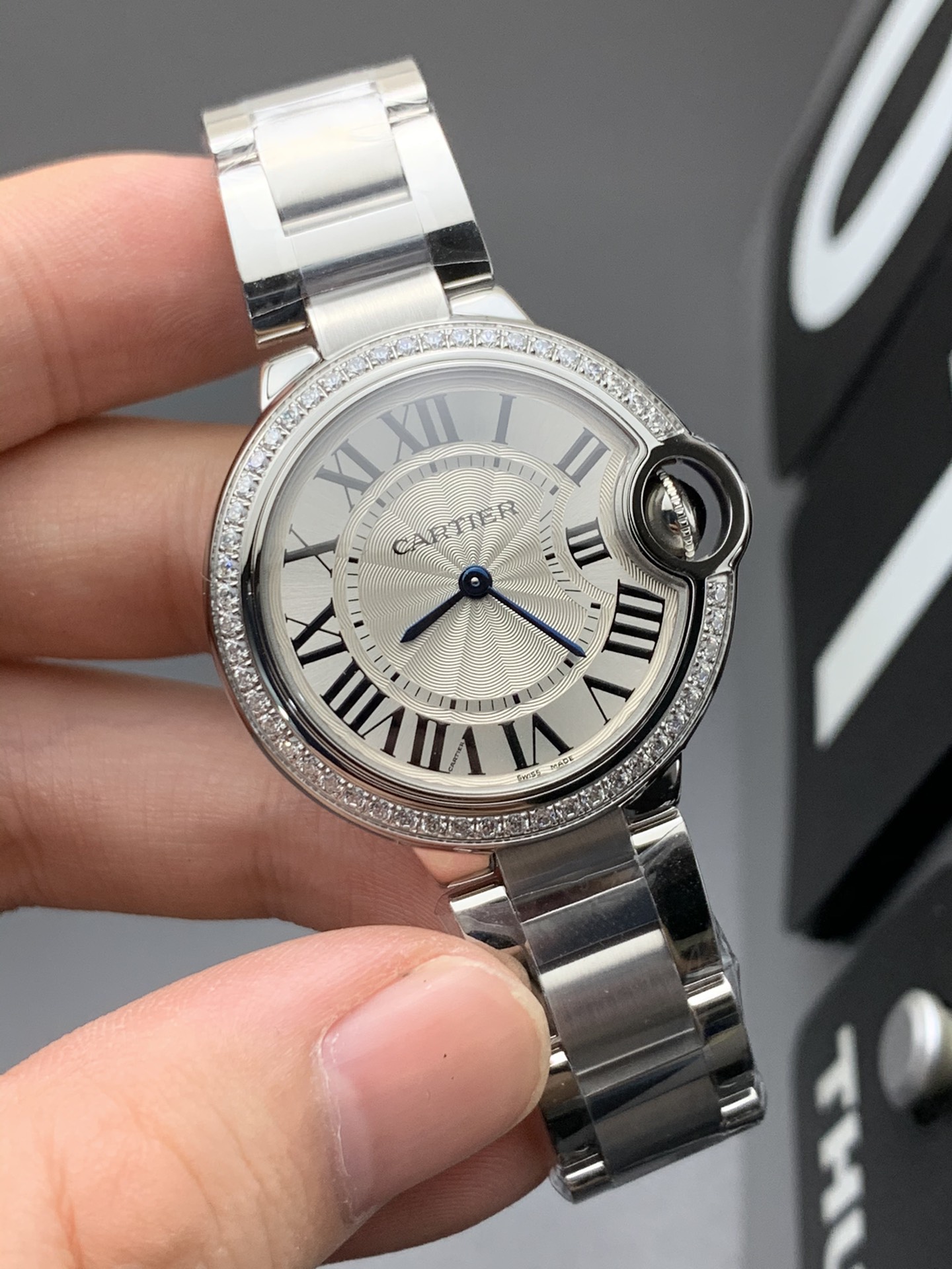 Cartier V6 33石英气球
