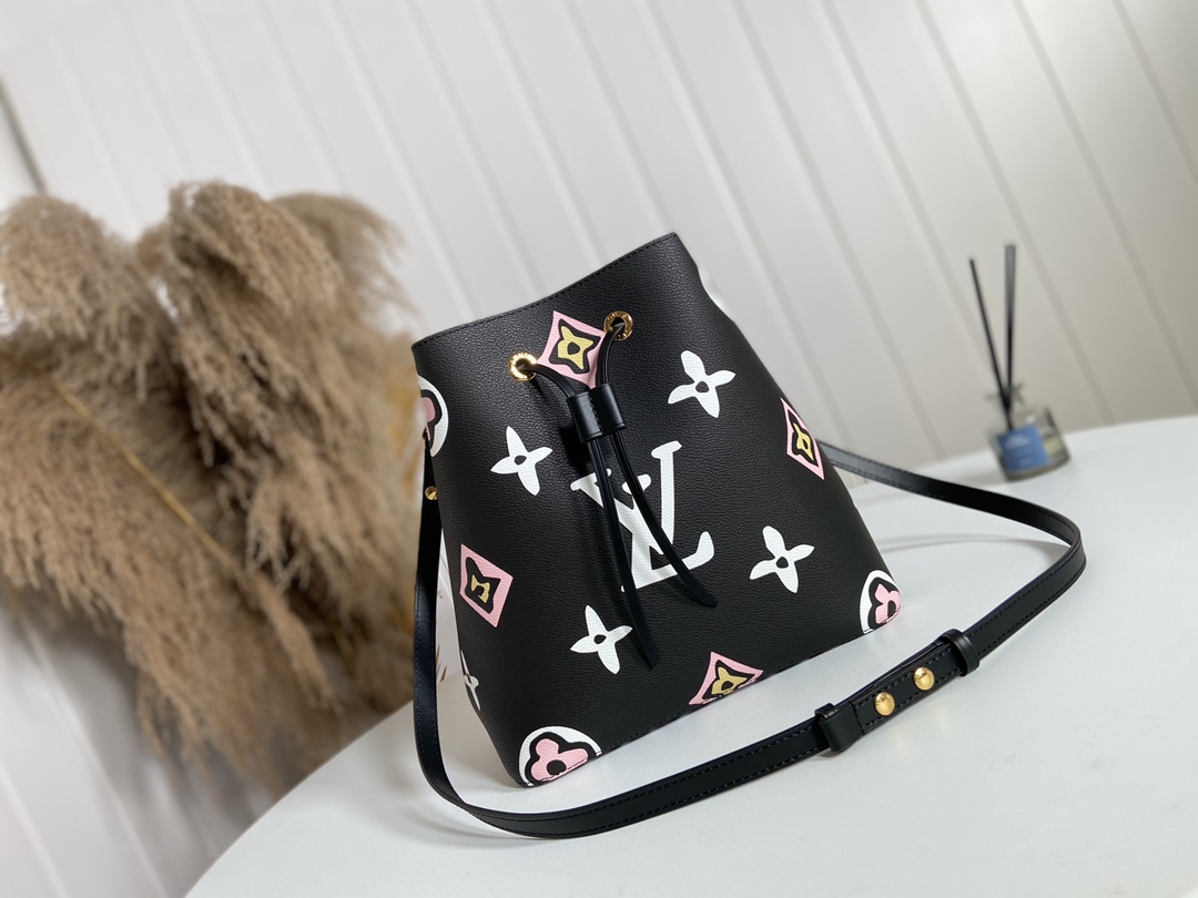 Louis Vuitton LV NeoNoe Handbags Bucket Bags Beige Black Leopard Print M45821