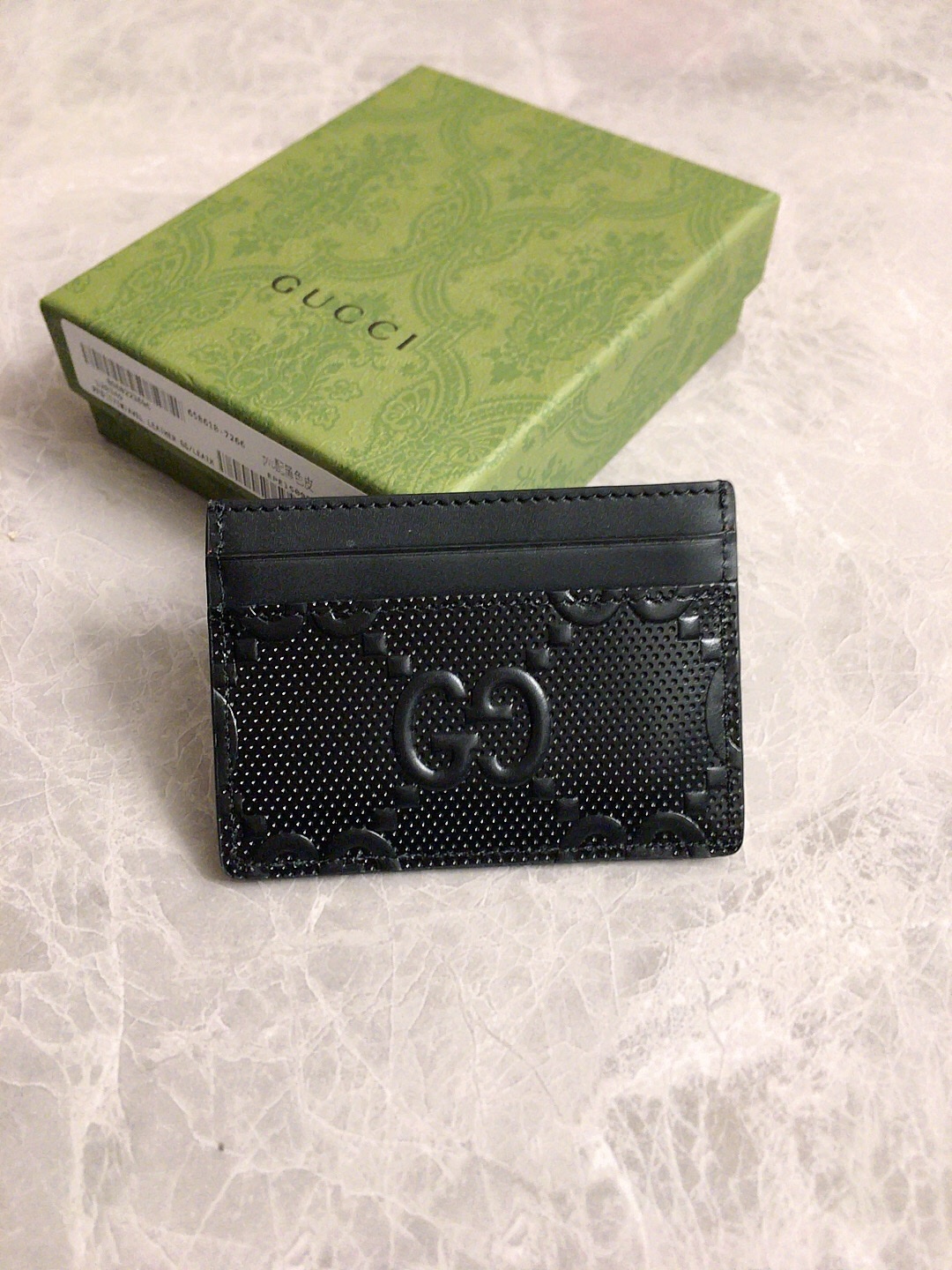 NO:672549,Gucci~Early Autumn New Style~Card Holder GG original factory cowhide cleverly incorporates punching holes and brand logo double G embossing to highlight the extraordinary design quality, simple and elegant, super large capacity, fashionable must-have item!  Very practical real-life shooting, model 625564, color leather, size 10x7cm, Gucci wallet, gucci, wallets, cowhide19860909gucci~早秋新款～卡包 GG原工厂牛皮巧妙融入冲孔和品牌标志双G压花彰显不凡的设计品质,简单大气,超大容量,时尚必备单品！非常实用实物拍摄,型号625564,颜色克皮,尺寸10x7cm,Gucci钱包,gucci,wallets,cowhide,欧美剧