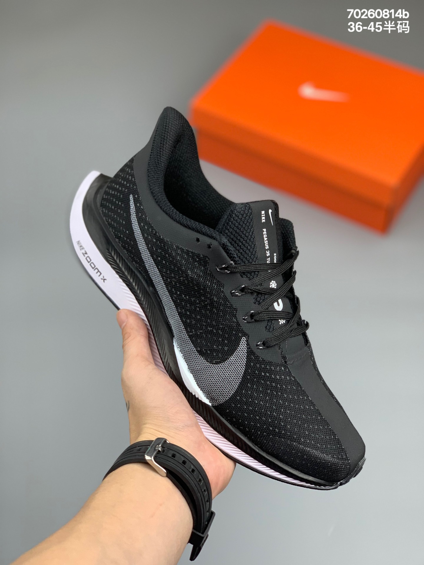 
Nike Zoom Pegasus 35 Turbo  登月35代网纱超轻透气跑鞋 货号：AJ4114 尺码：36 36.5 37.5 38 38.5 39 40 40.5 41 42 42.5 43 44 45 编码:70260814b