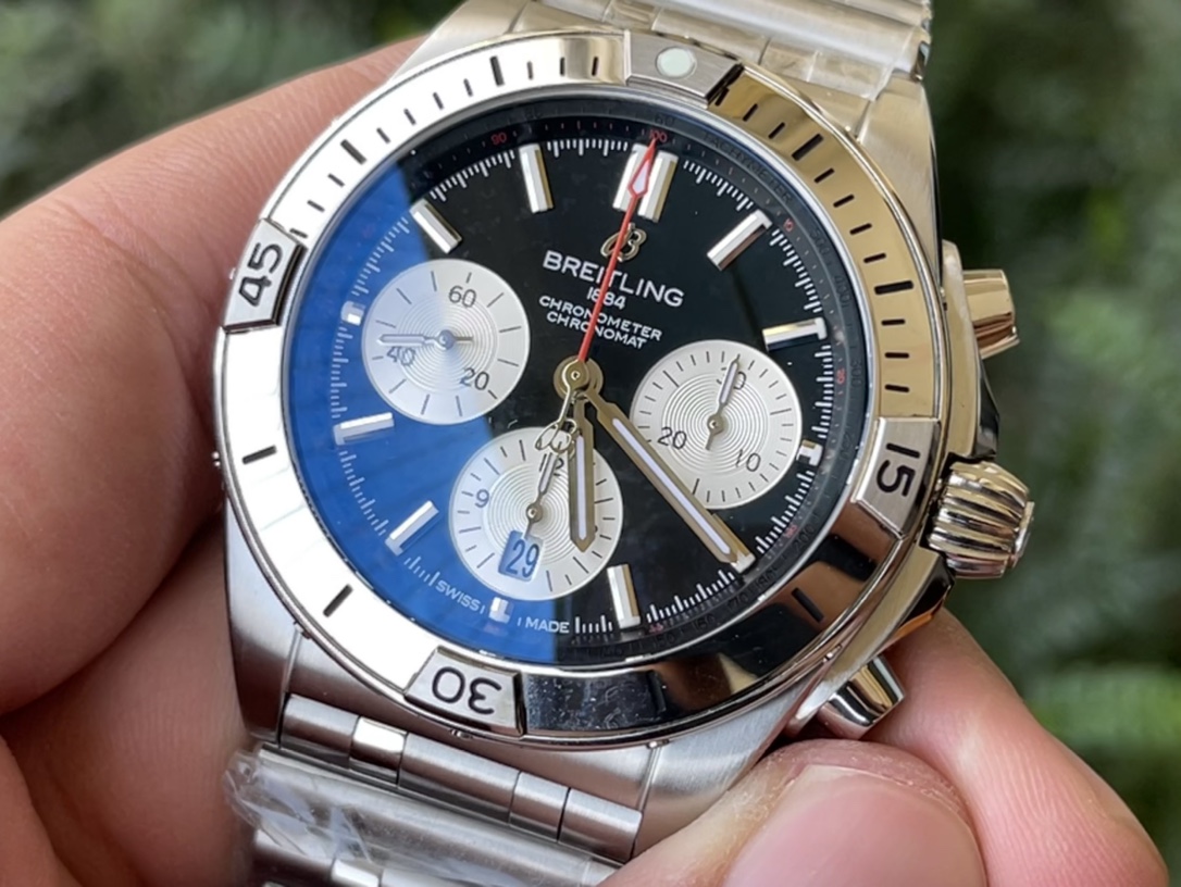 Breitling Men's Chronomat Automatic Silver Stainless Steel Watch A13352 4 i1625207632 2989 3