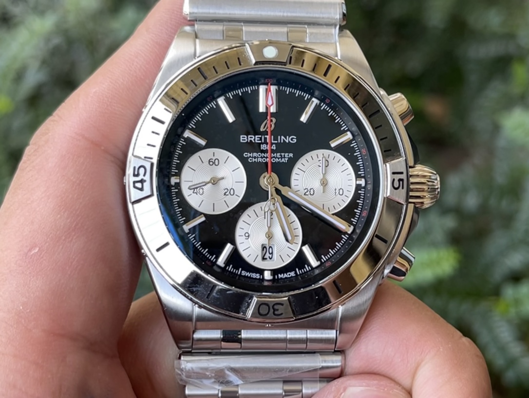 Breitling Men's Chronomat Automatic Silver Stainless Steel Watch A13352 1 i1625207632 848 0