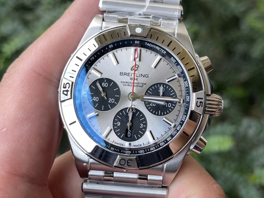 Breitling Chronomat Automatic Silver Dial Men's Watch - Stainless Steel 3 i1625207712 447 1